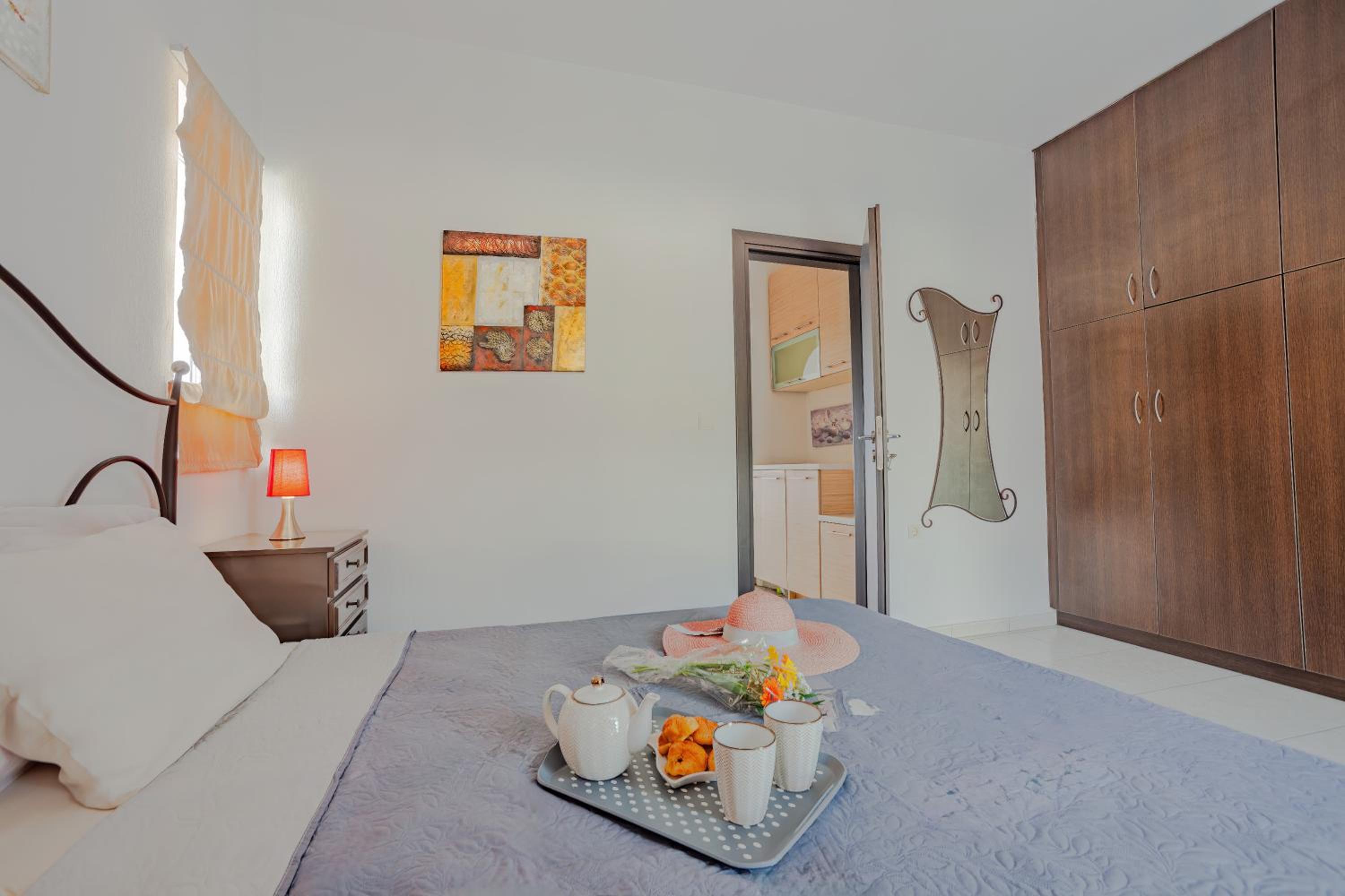 Apartment with Sea View photo 2
