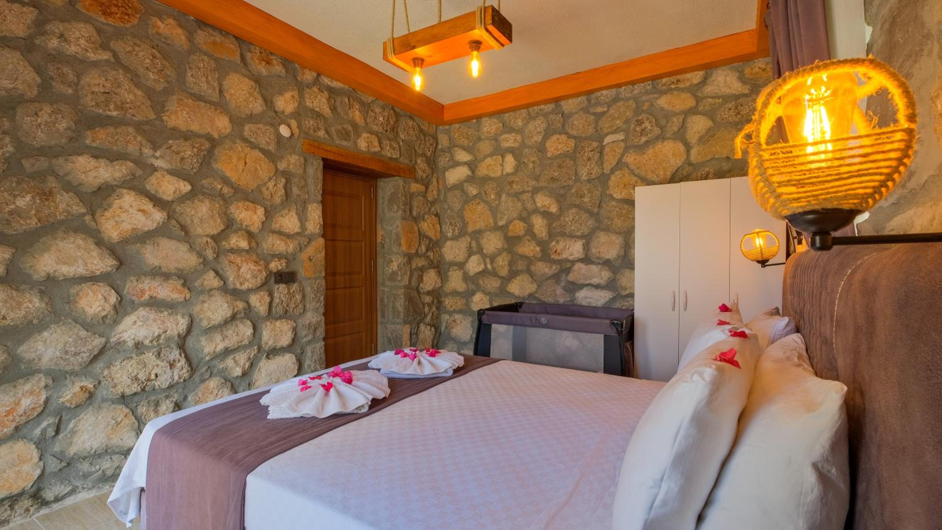 Two-Bedroom Villa photo 3