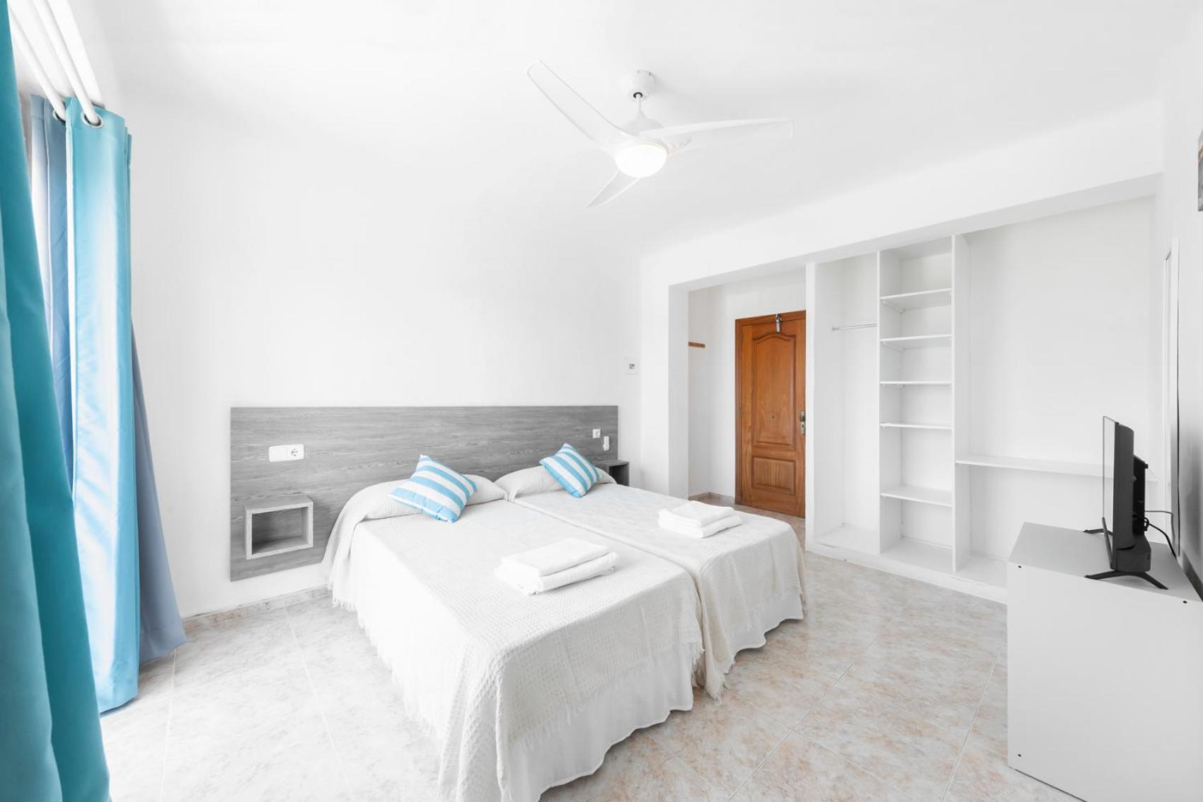 Double Room - Photo 4