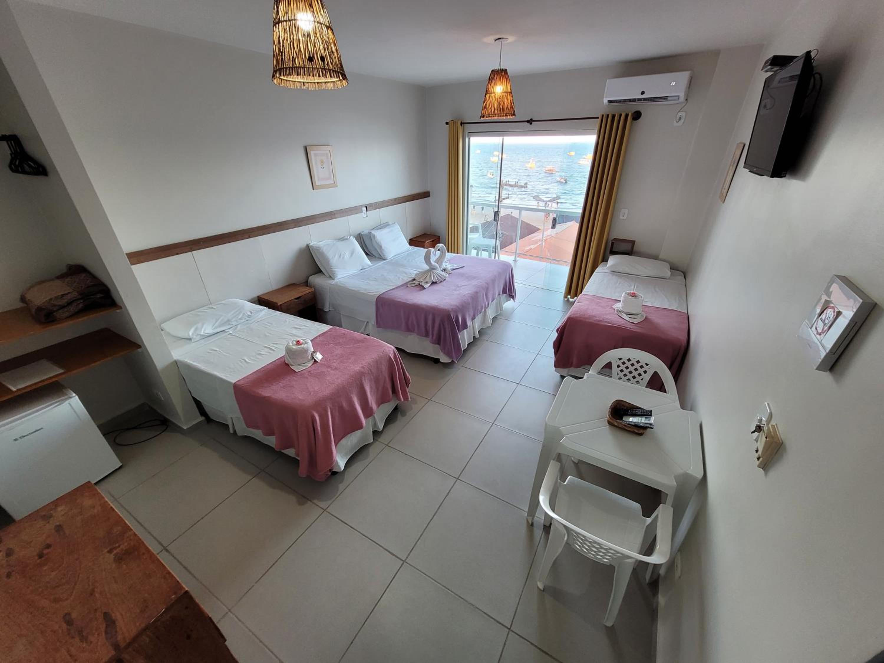 Quadruple Room with Balcony and Sea View photo 1