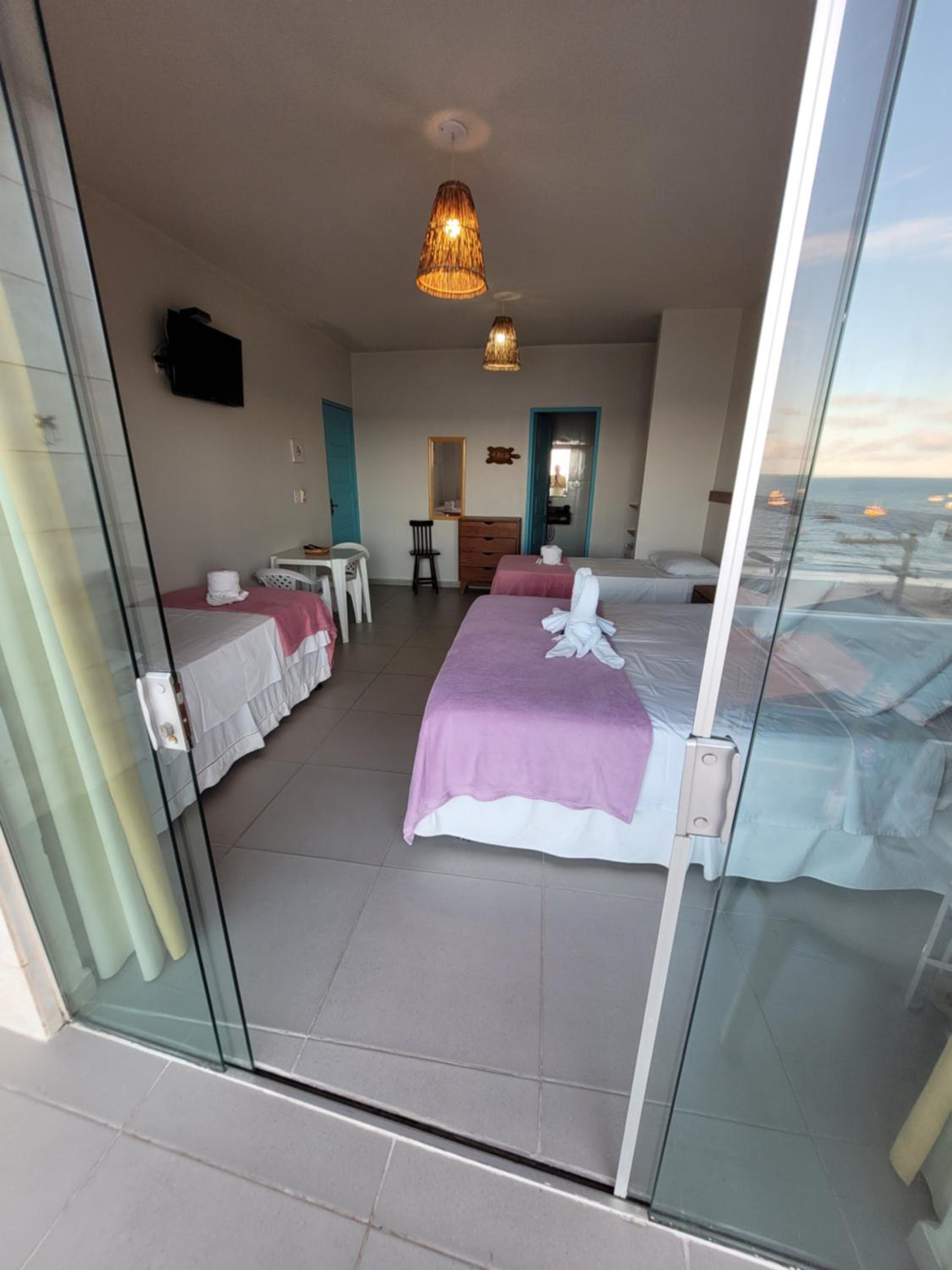 Quadruple Room with Balcony and Sea View photo 2