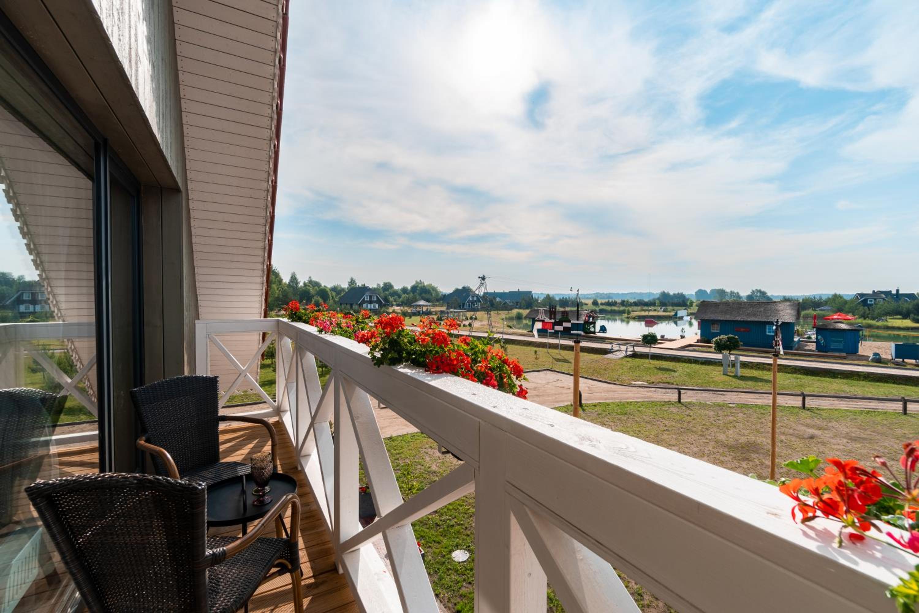 Deluxe Double Room With Balcony photo 3