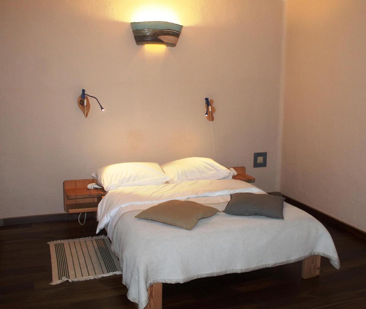 Large Double Room photo 1
