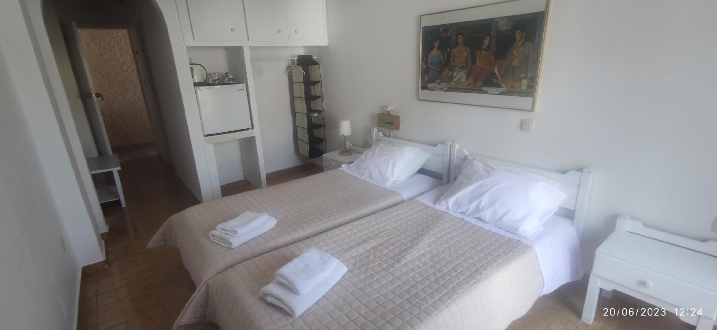 Double Room - Photo 8