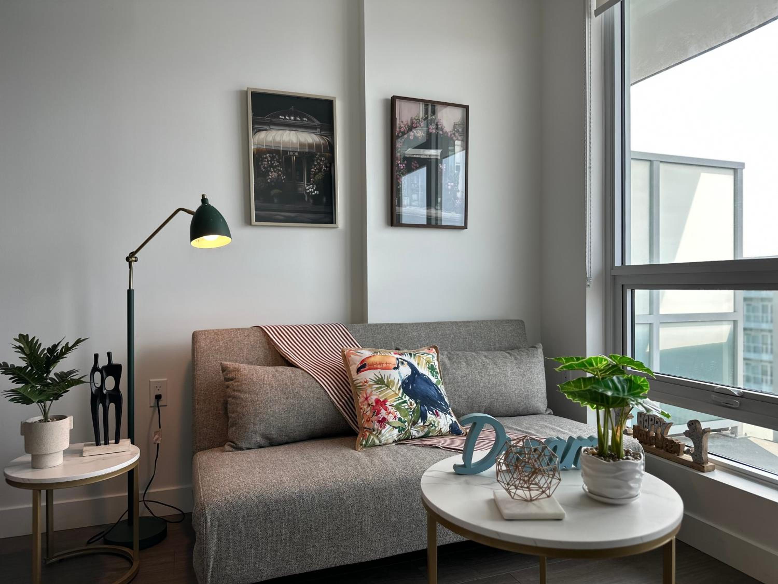 Apartment with Mountain View photo 1