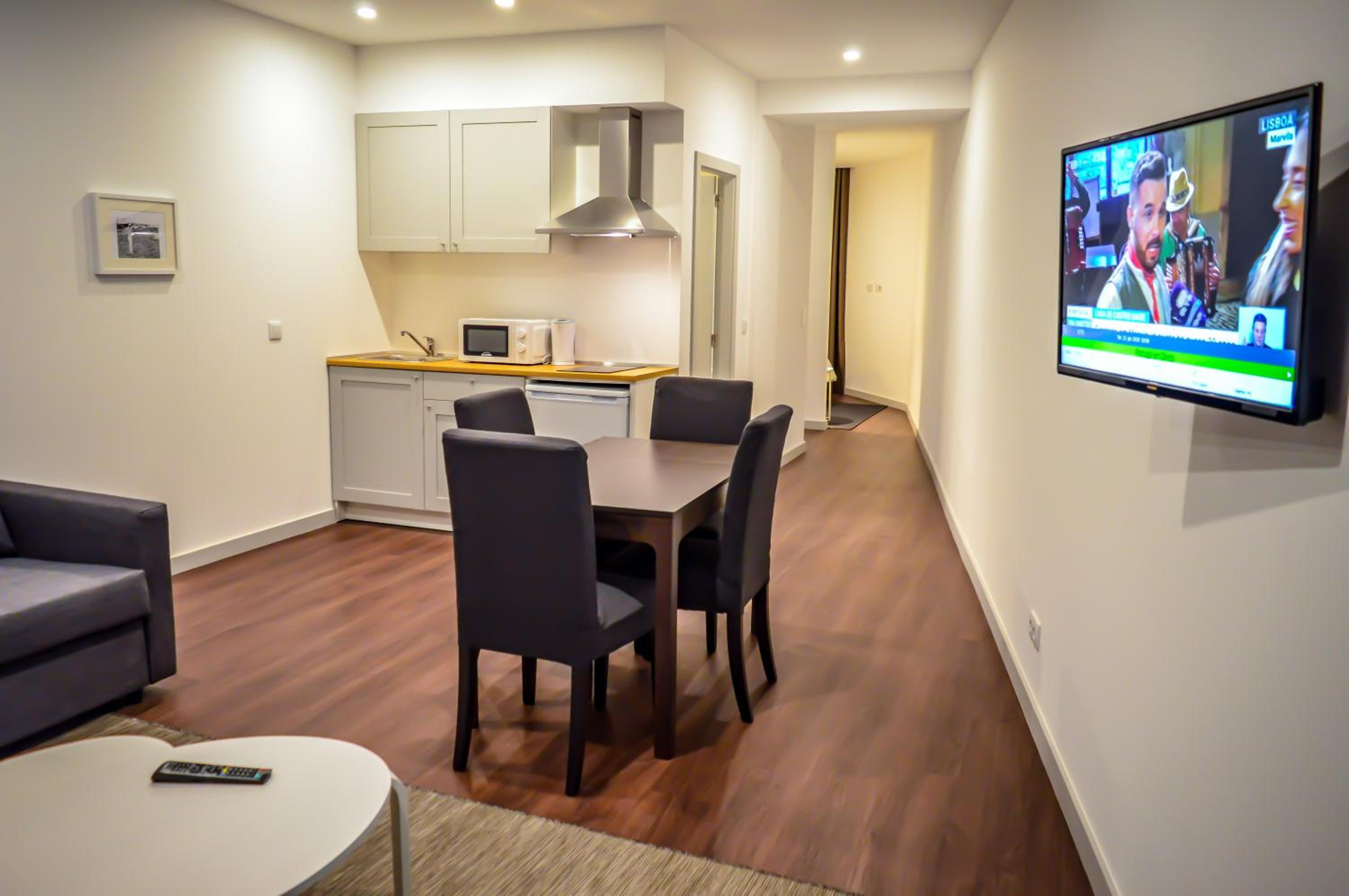 Deluxe Suite - Photo 4