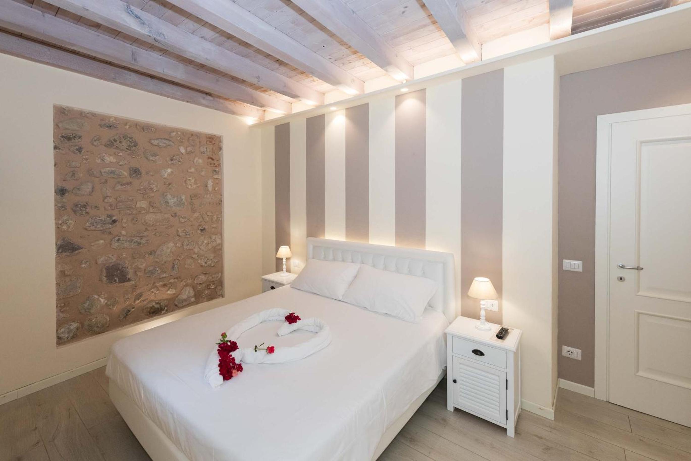 Two-Bedroom Apartment with Garden View - Split Level