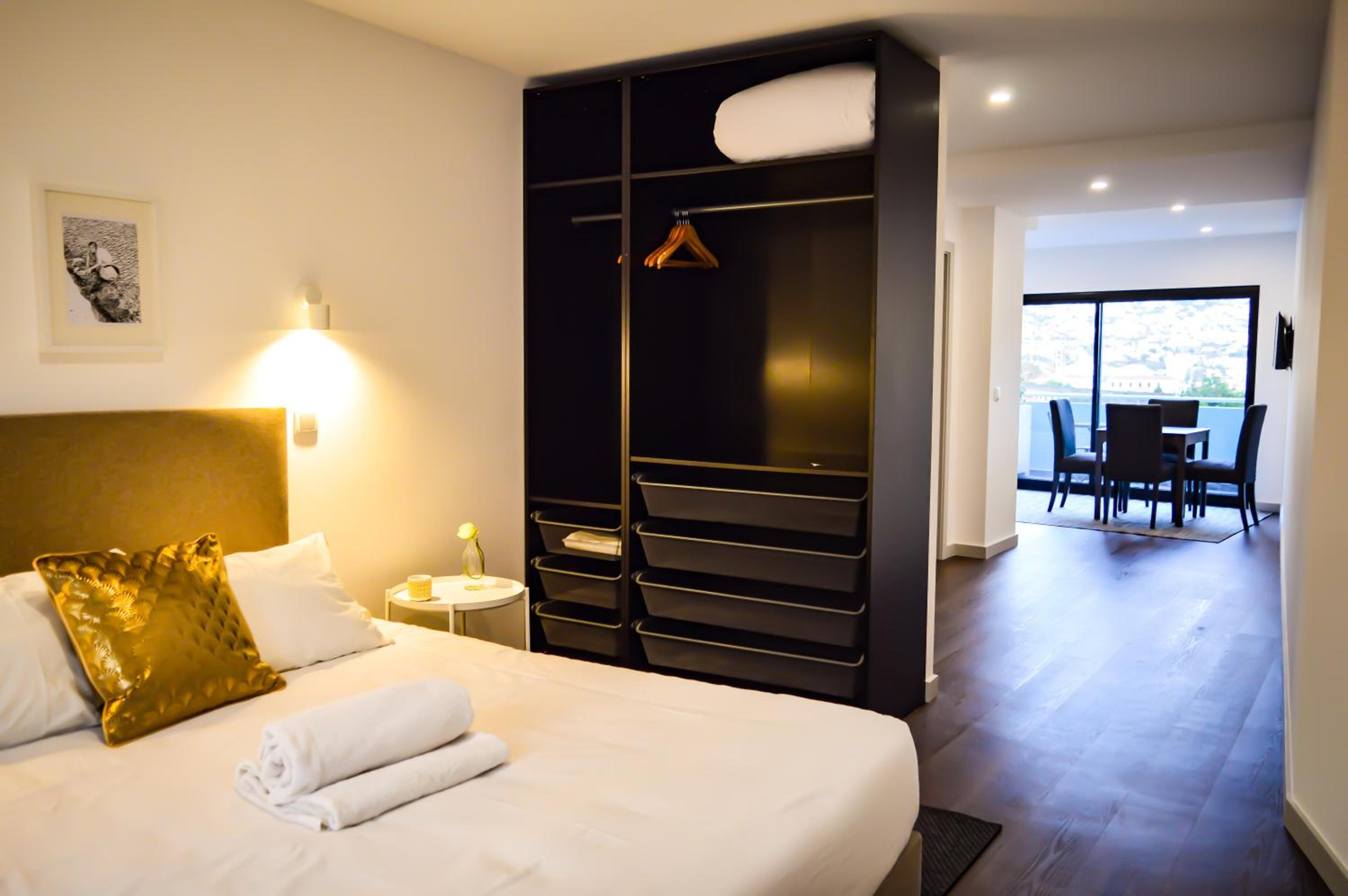 King Suite with Balcony - Photo 1