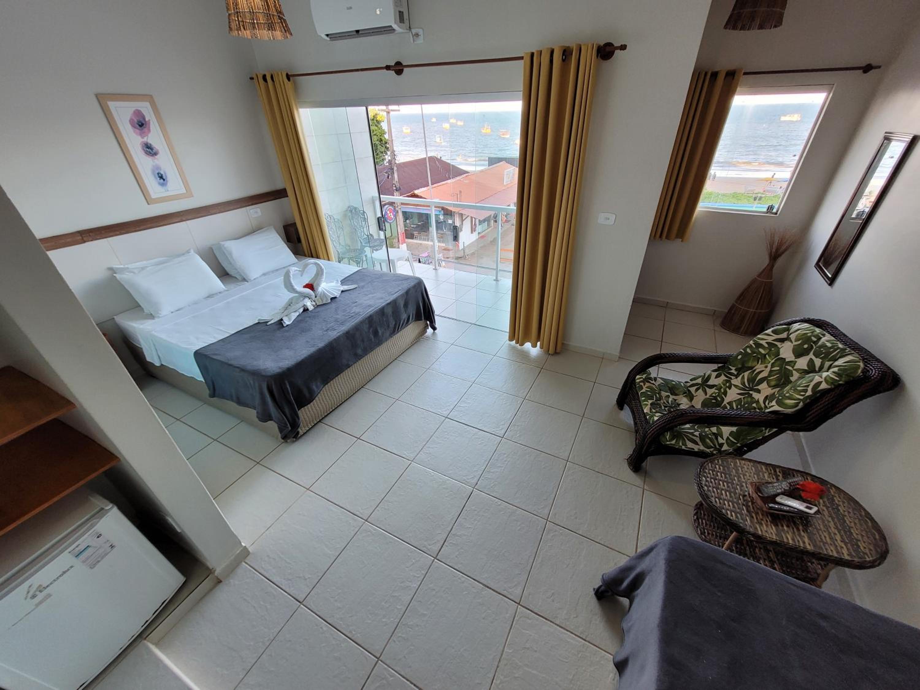 Standard Triple Room with Sea View