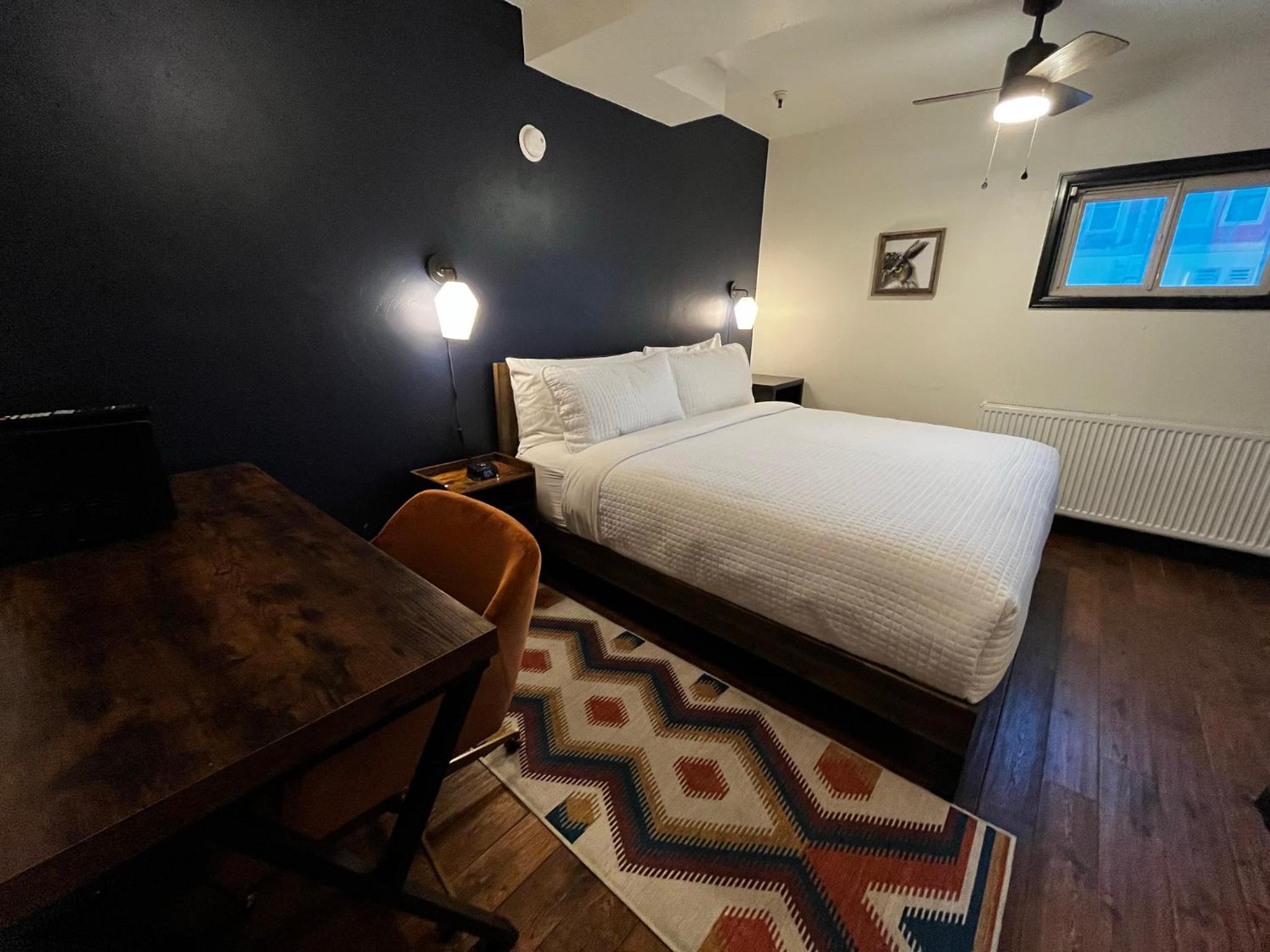 Standard King Room