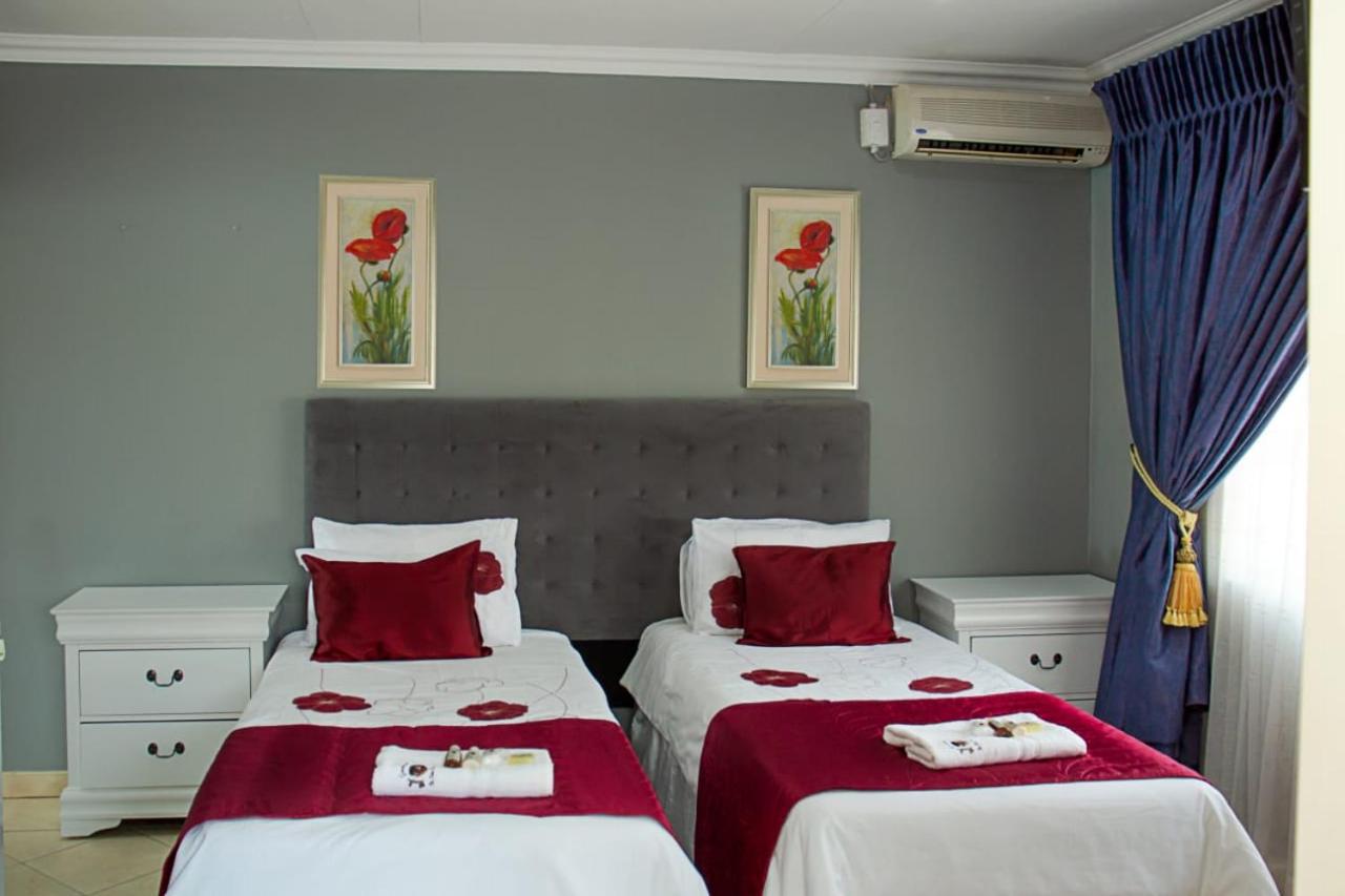 Twin Room photo 3