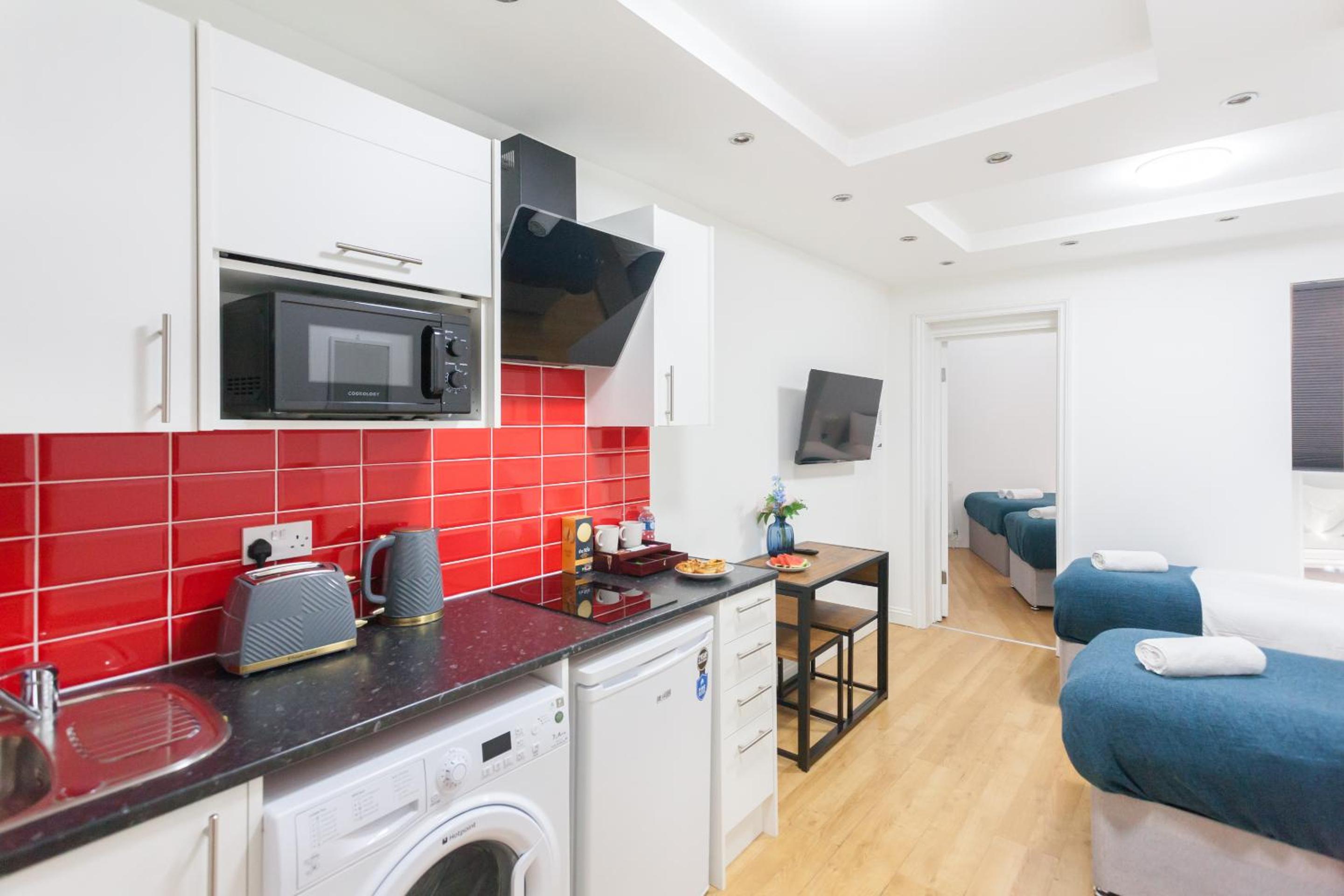 Apartment photo 3