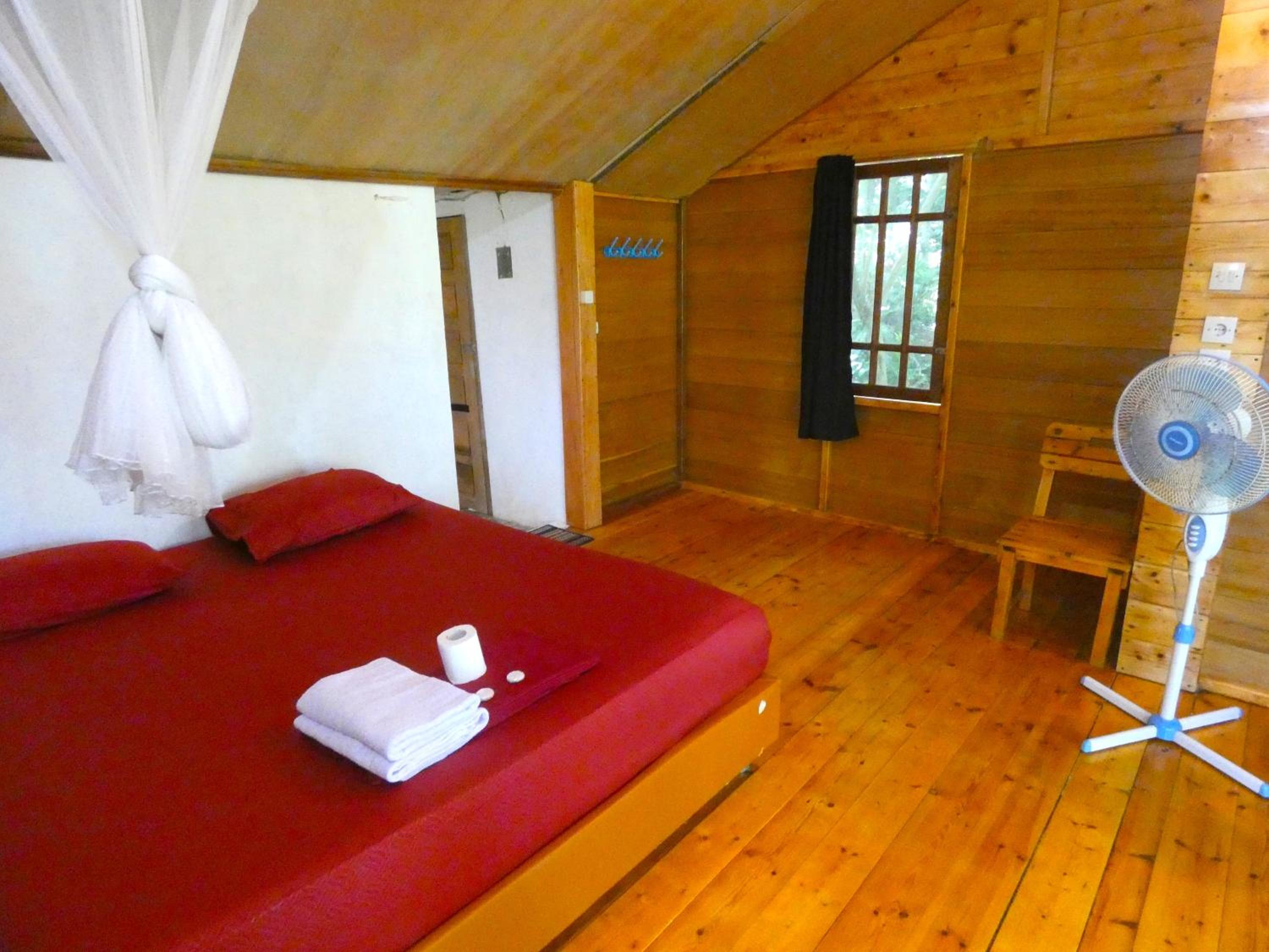 Bungalow with Patio - Photo 3