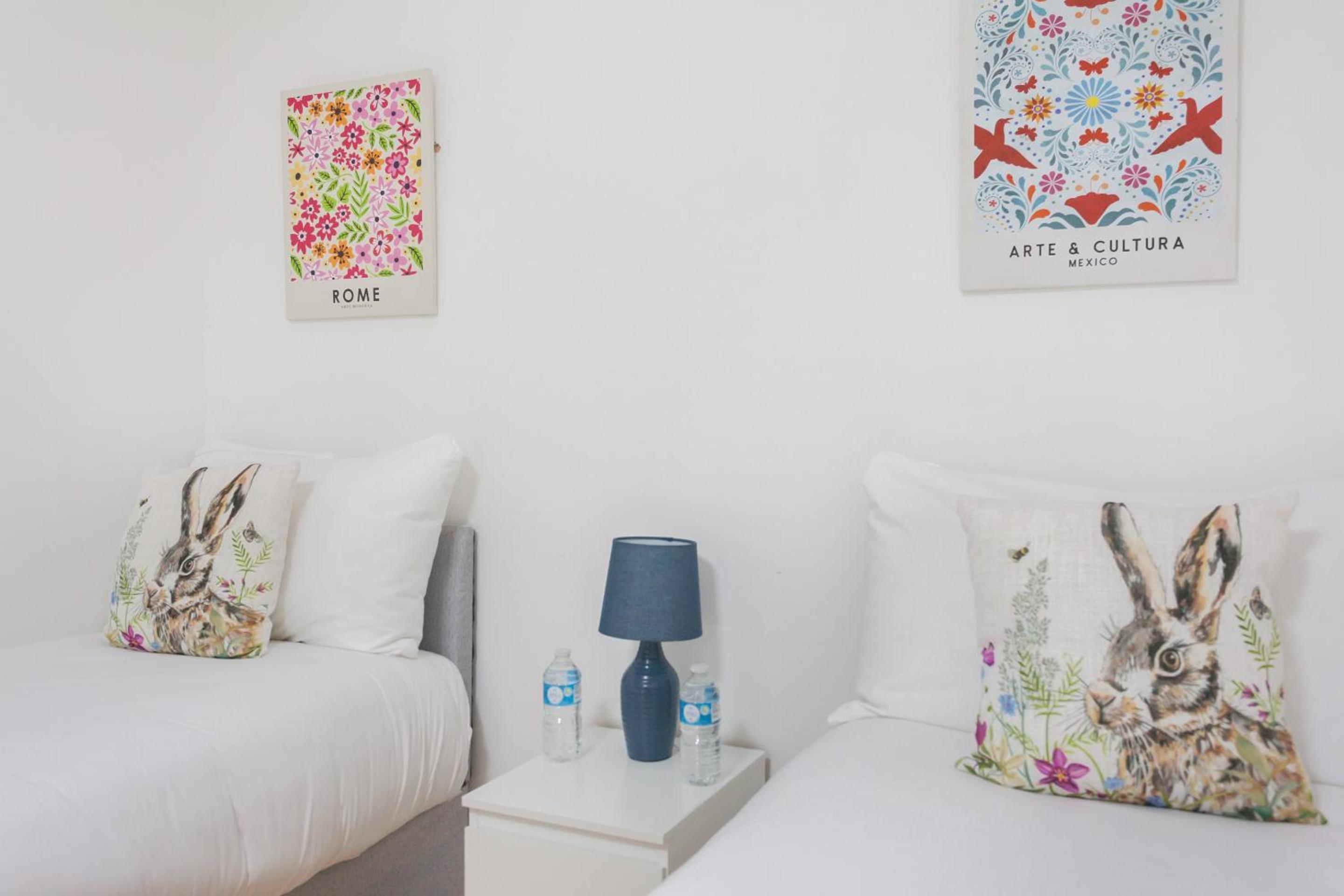 Apartment photo 1