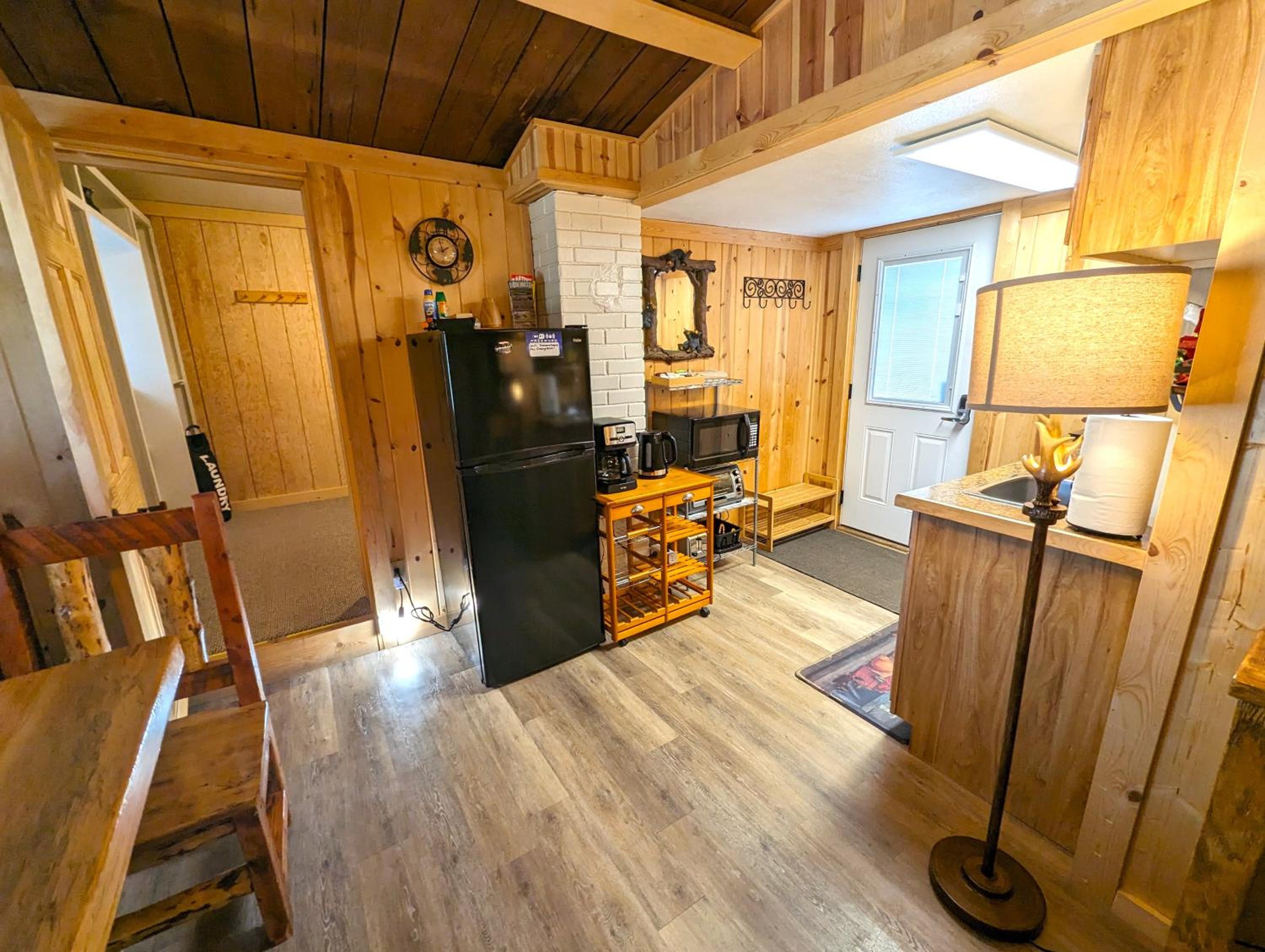 One-Bedroom House (Cabin 1) photo 3