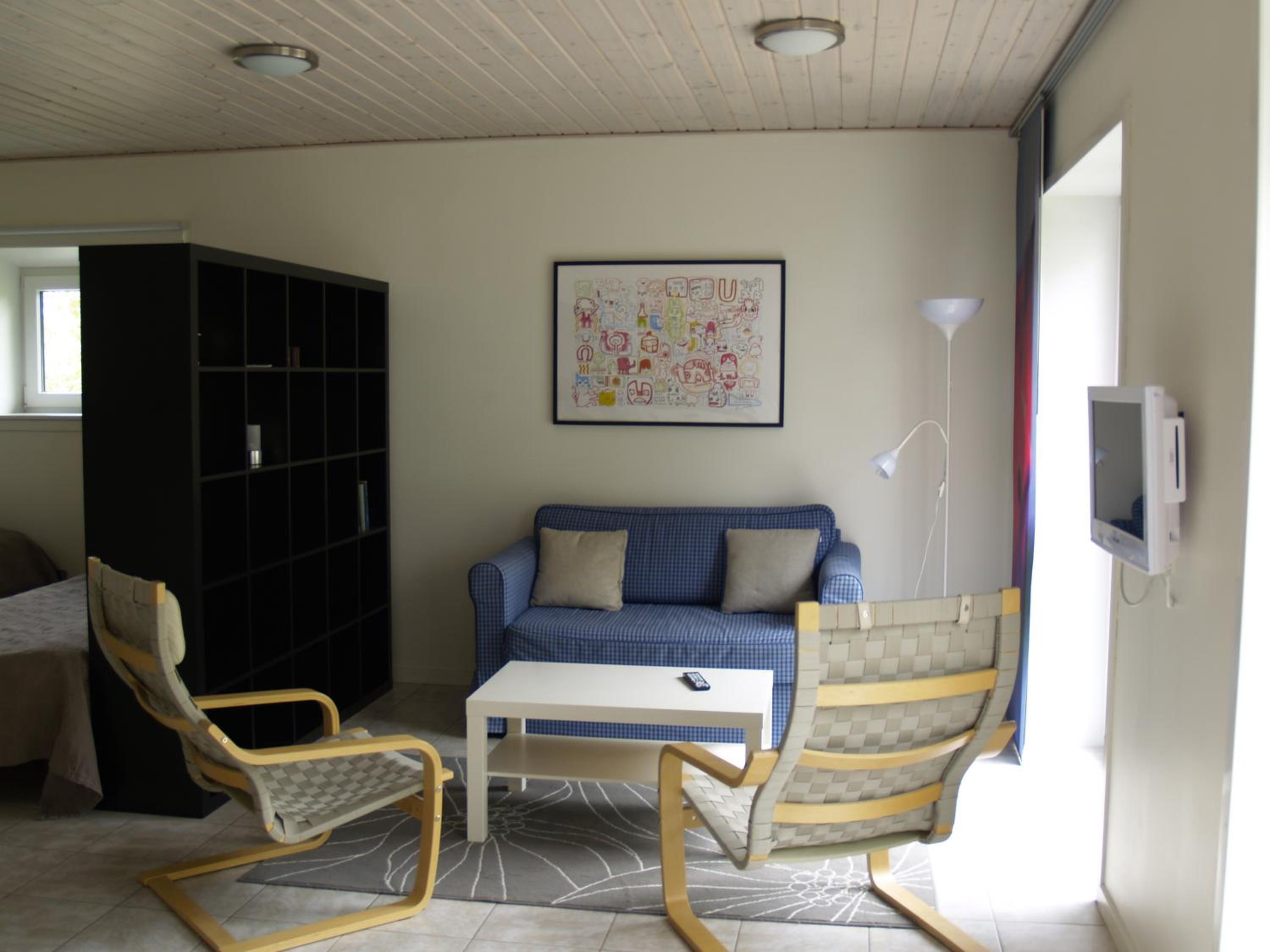 Family Studio (2 Adults + 1 Child) - Photo 1