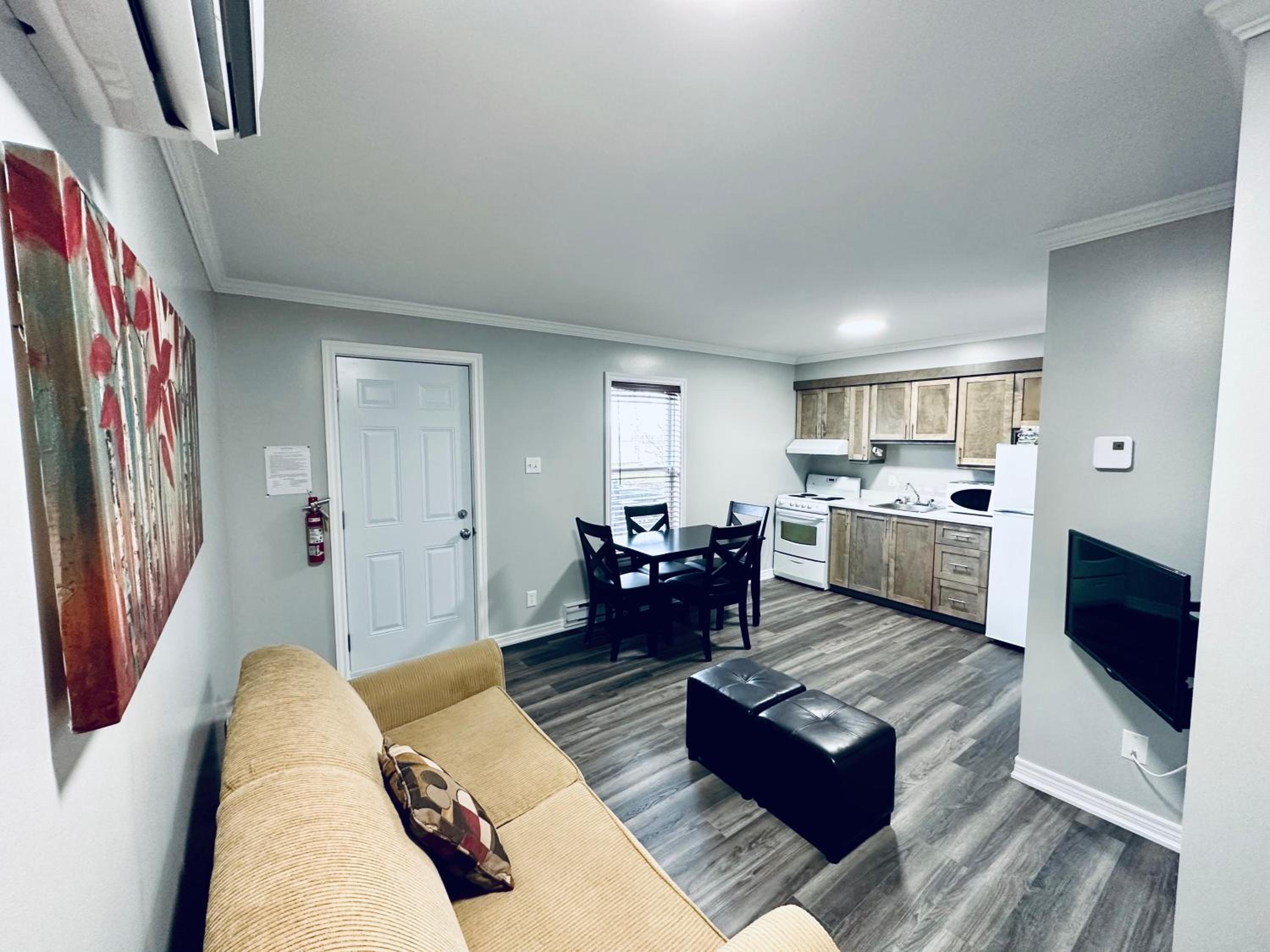 One-Bedroom Apartment