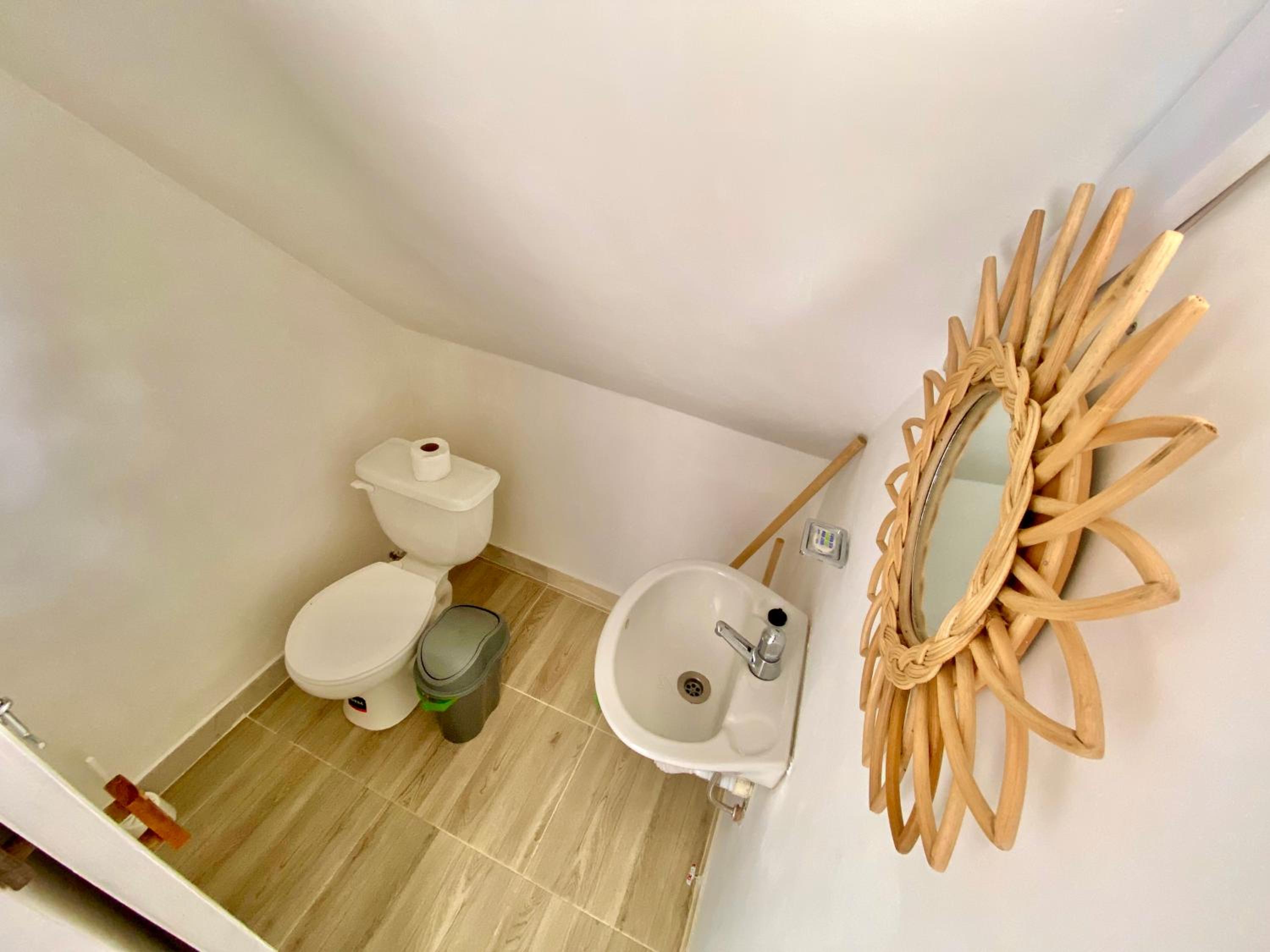 Family Room with Private Bathroom photo 3