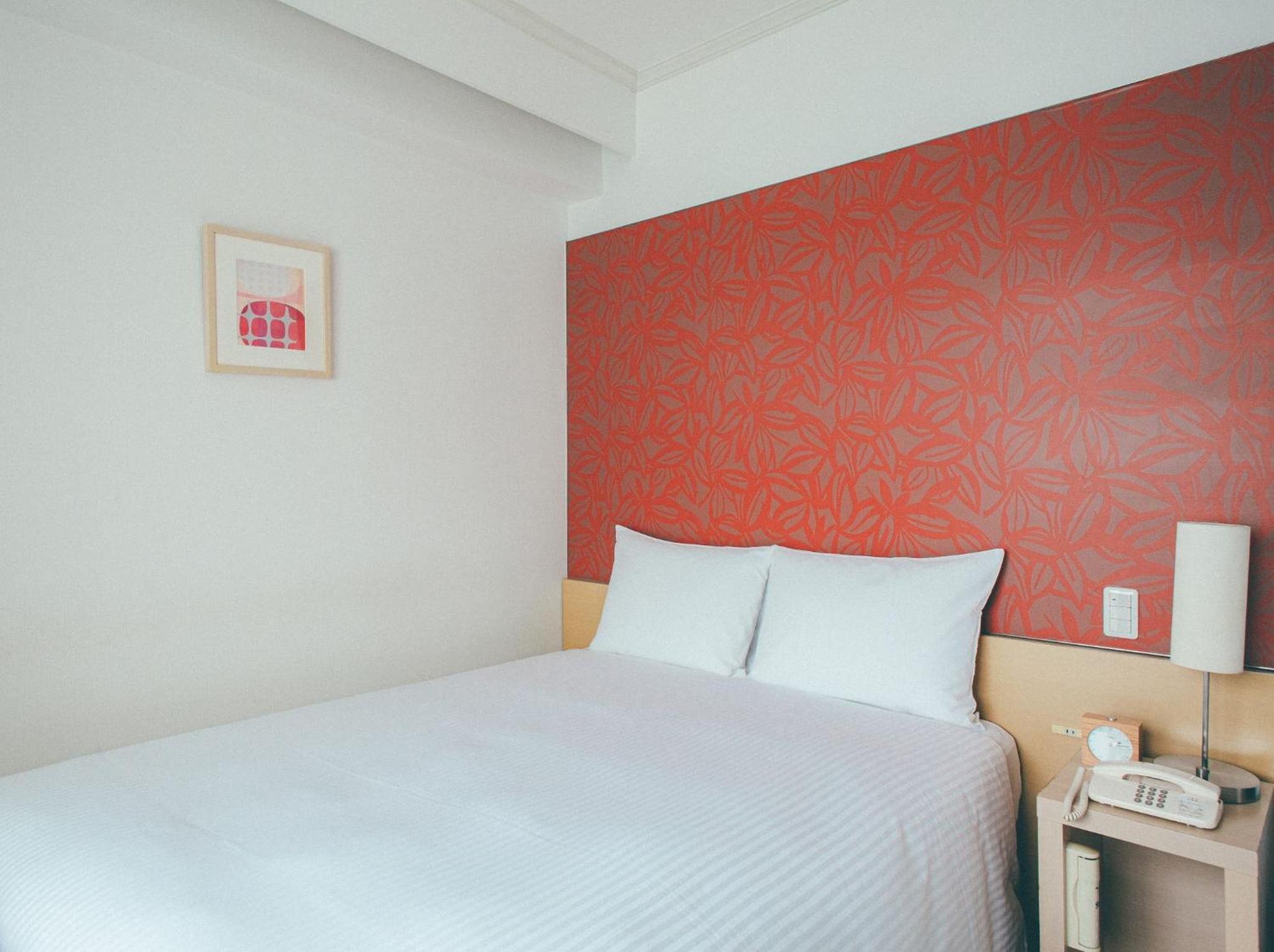 Double Room - Non-Smoking  - Photo 4