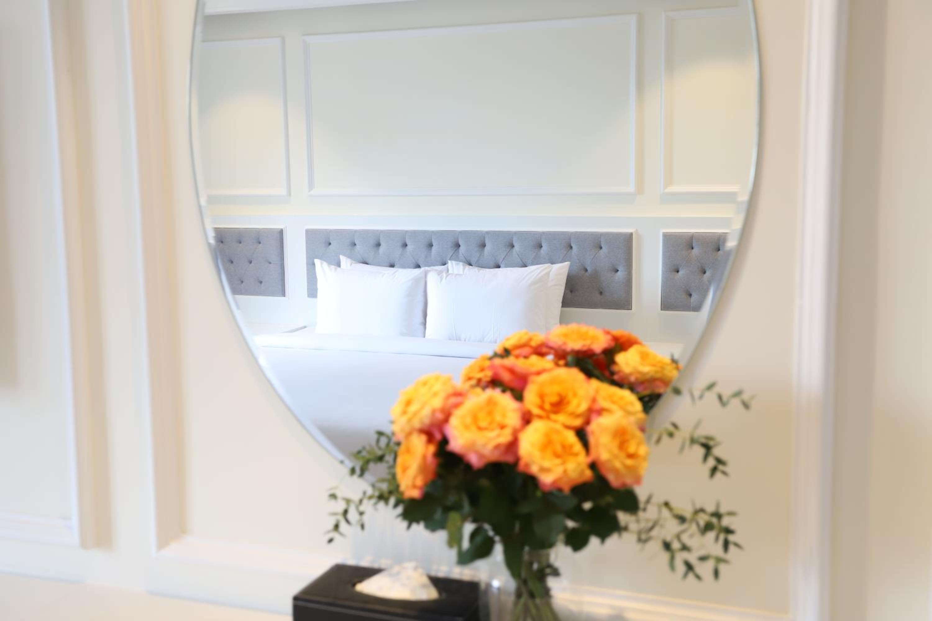 Deluxe Double or Twin Room - Photo 6