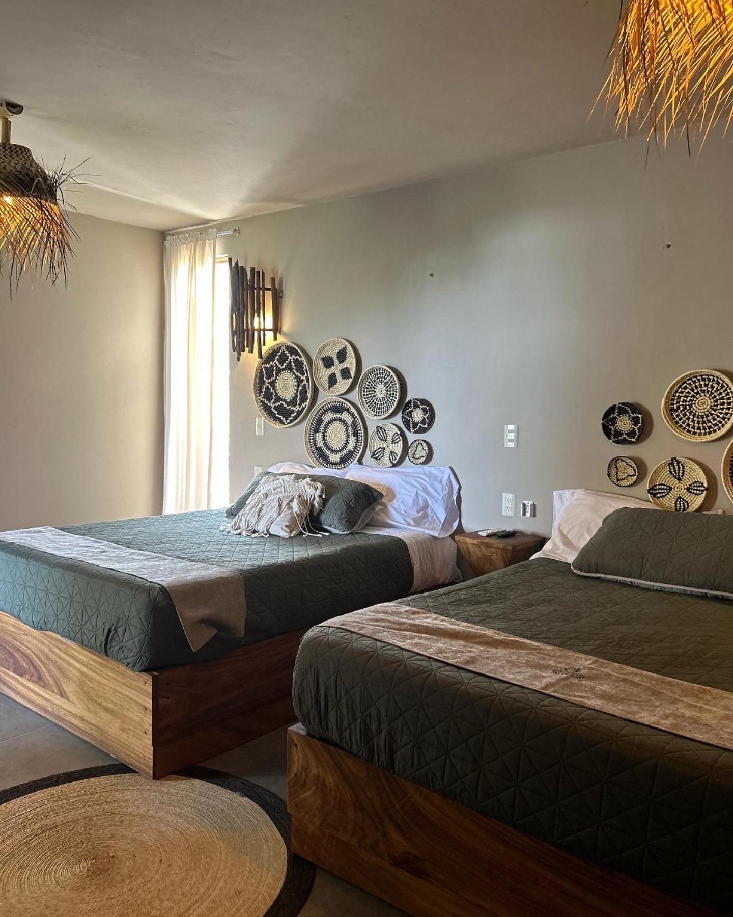Deluxe Suite with Sea View - Photo 1