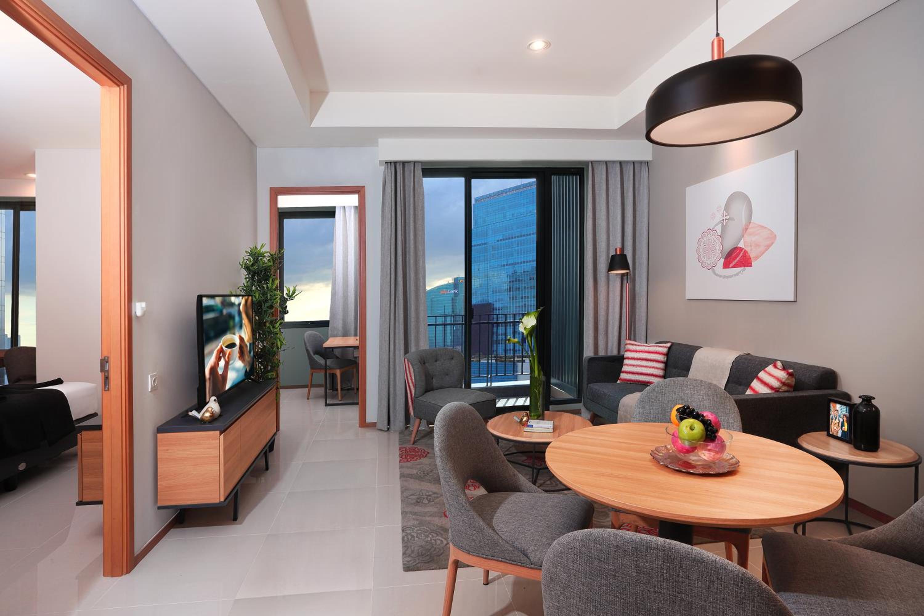 One Bedroom Executive Suite - Photo 2
