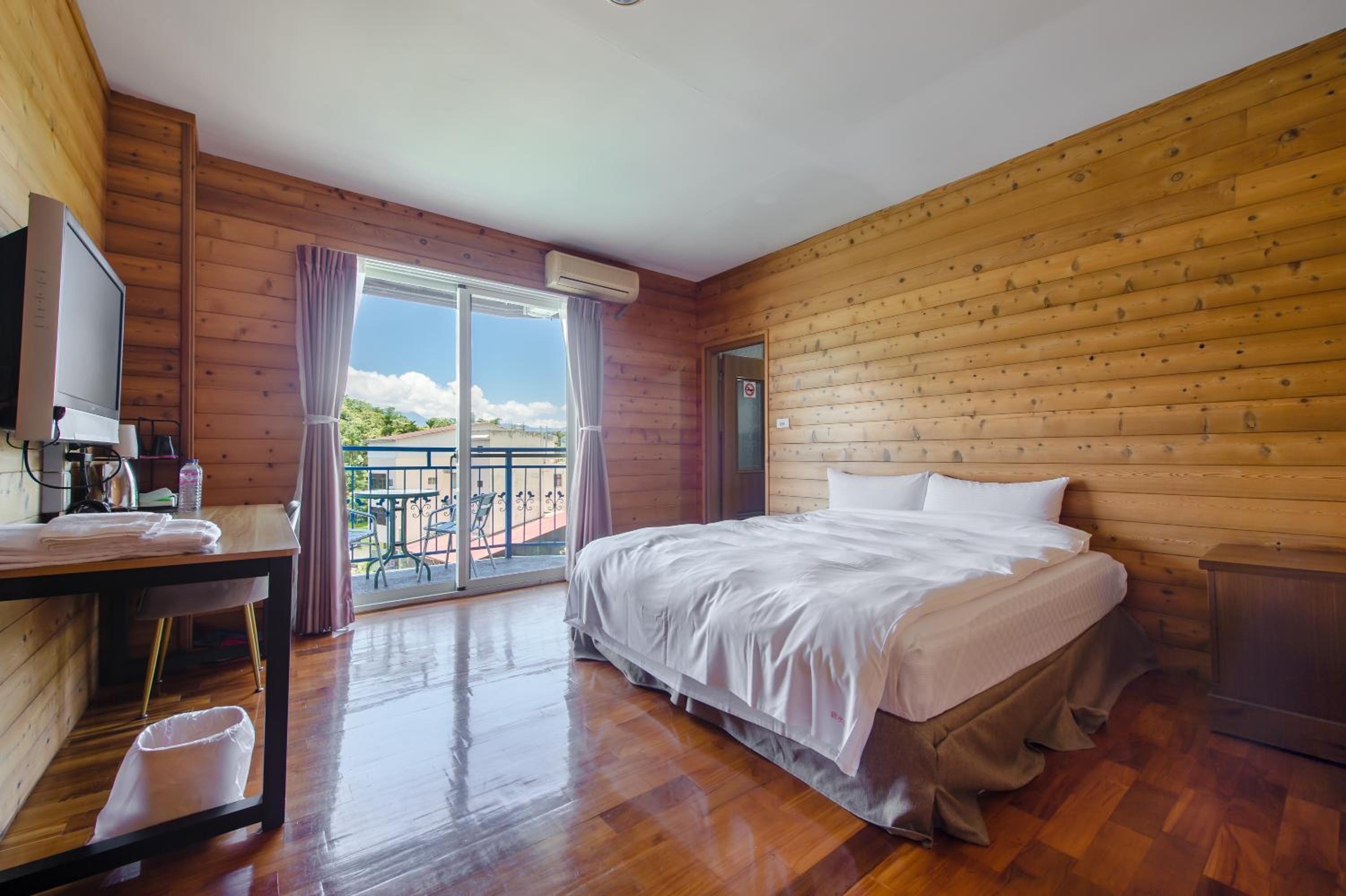 Double Room with Mountain View photo 2