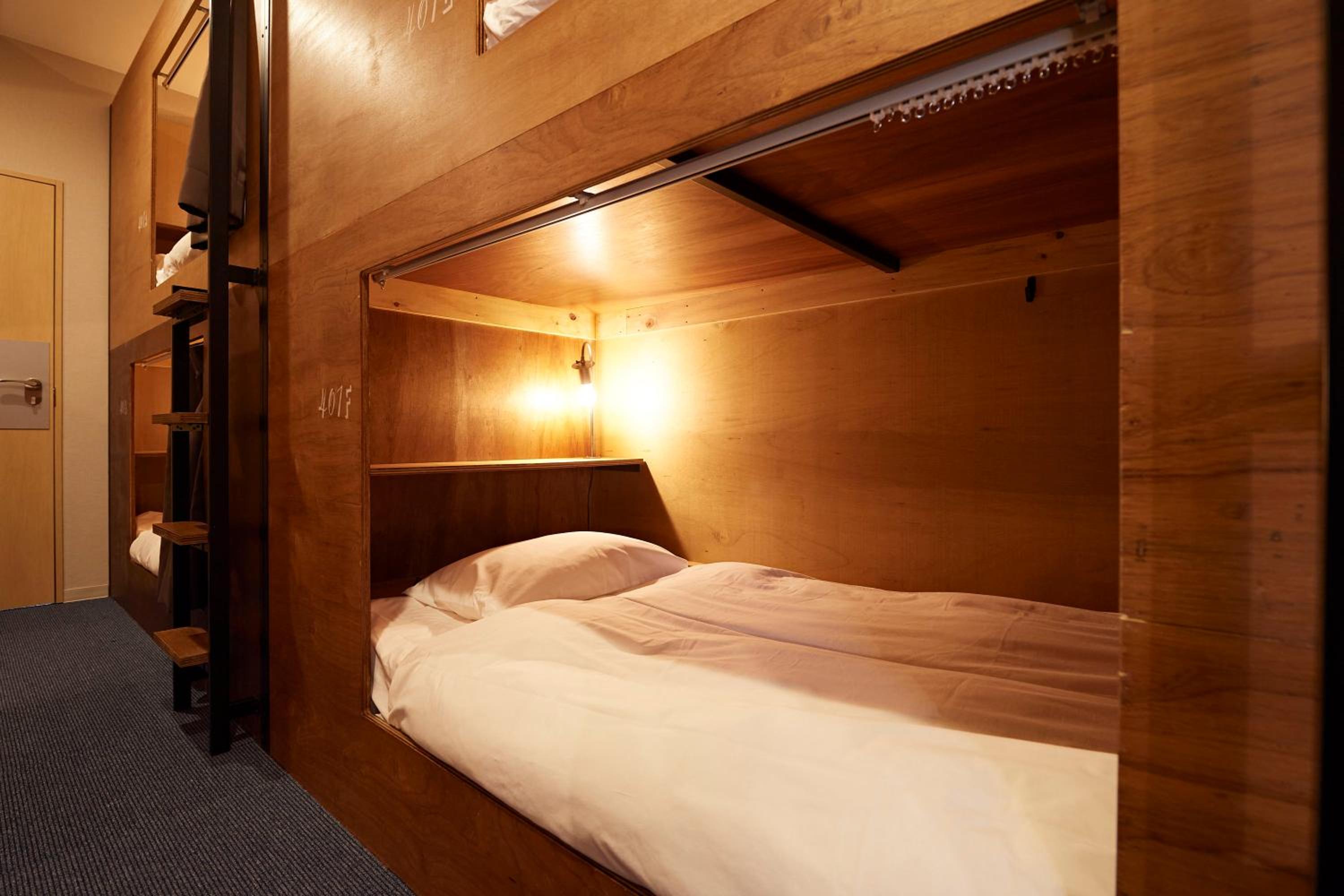 Bunk Bed in Female Dormitory Room   photo 3