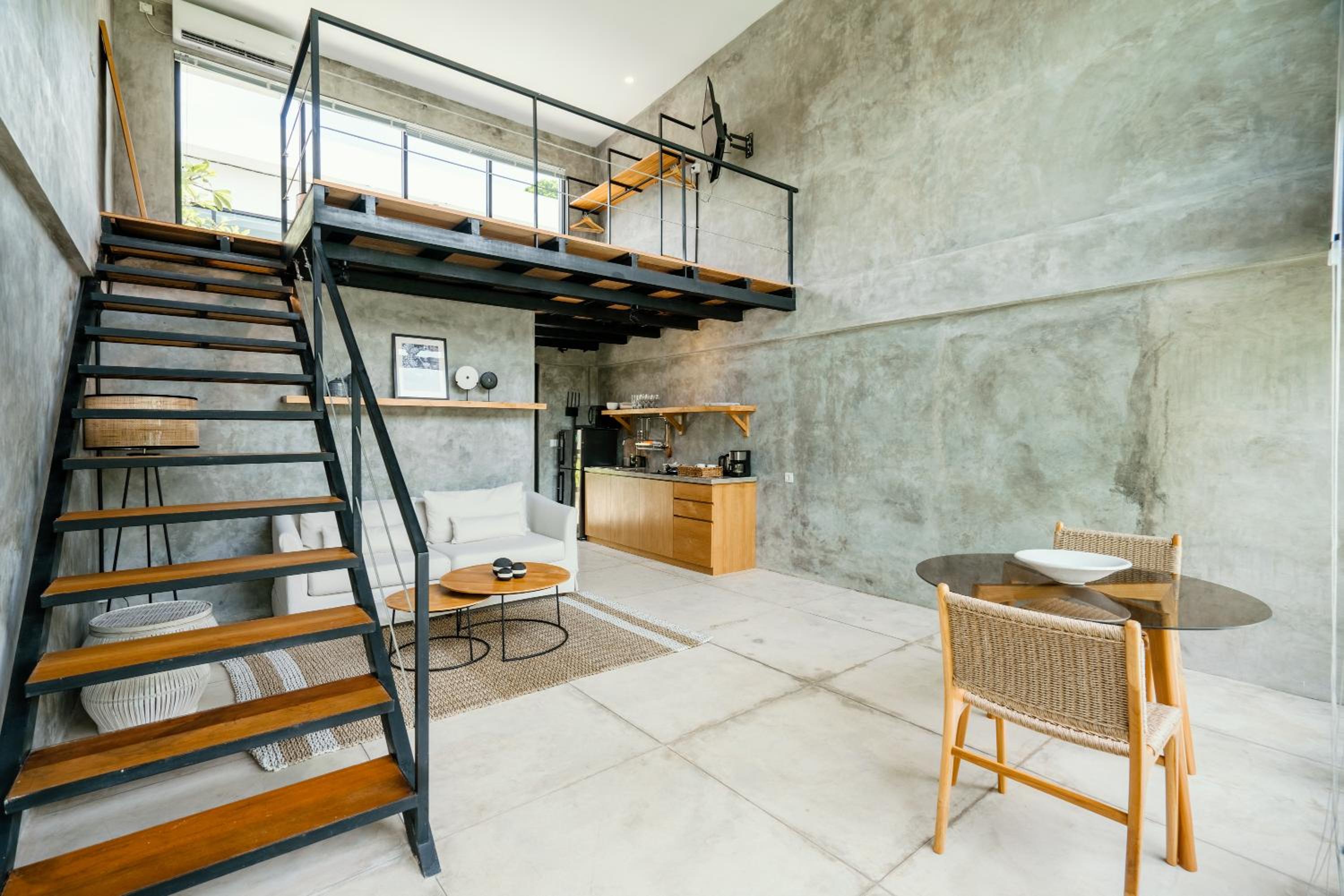Loft - Photo 20