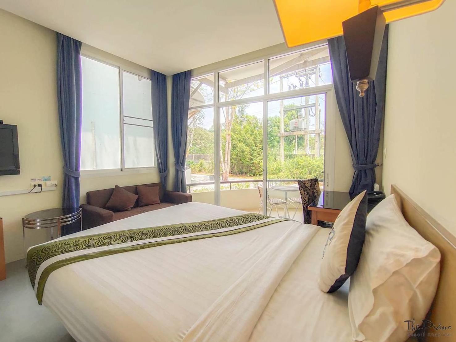 Deluxe Double or Twin Room with Garden View photo 2