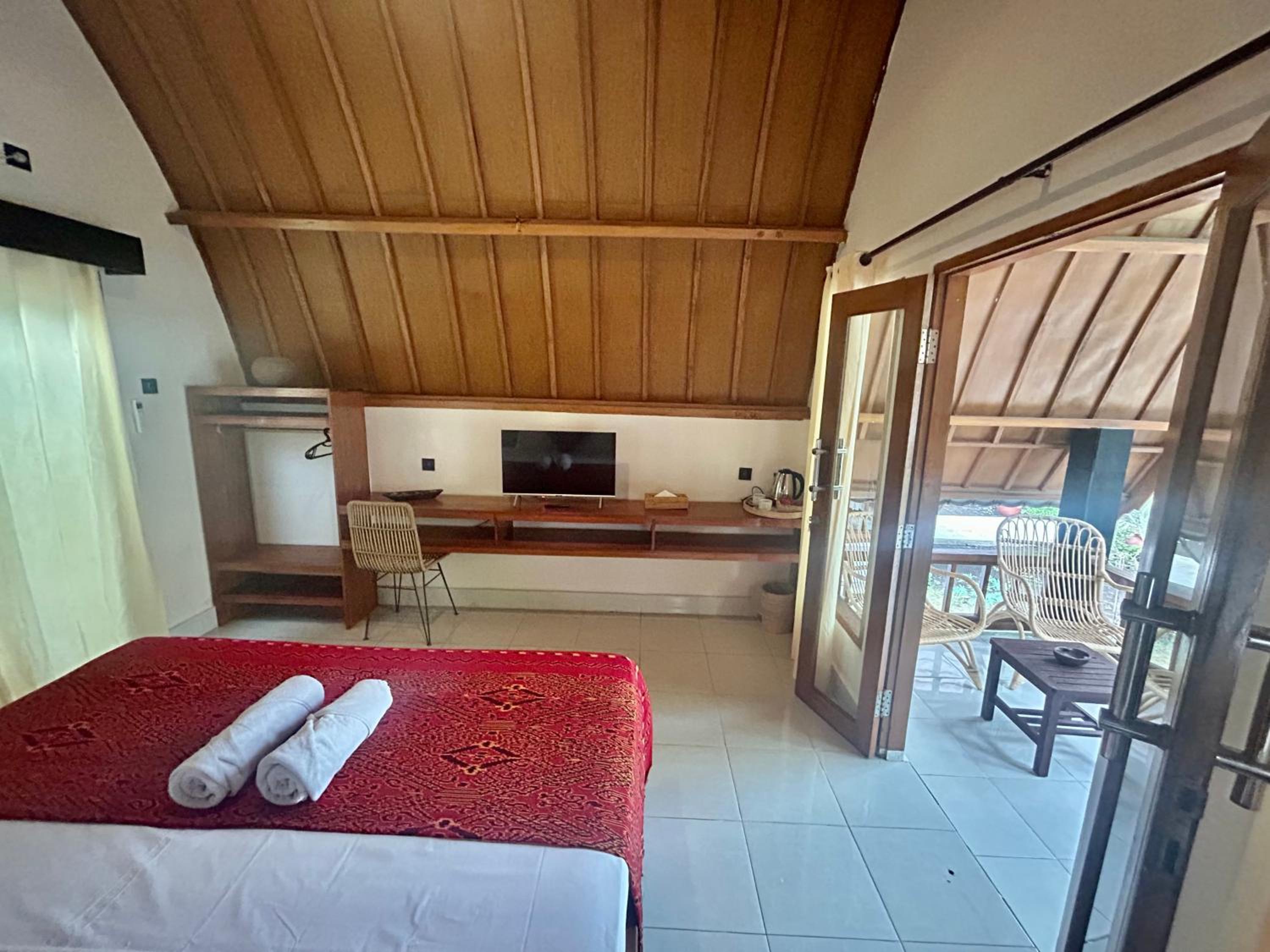 Deluxe Queen Room