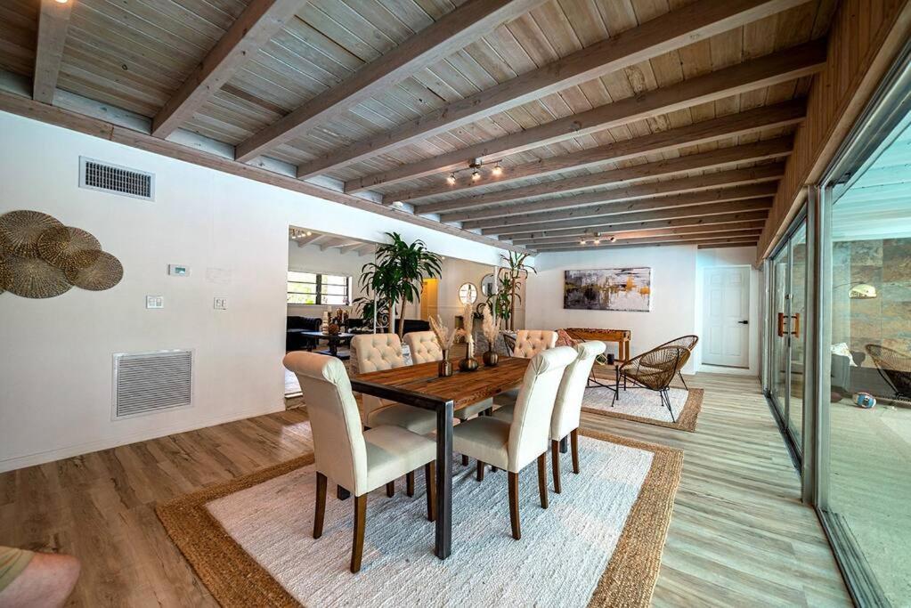 Villa photo 3