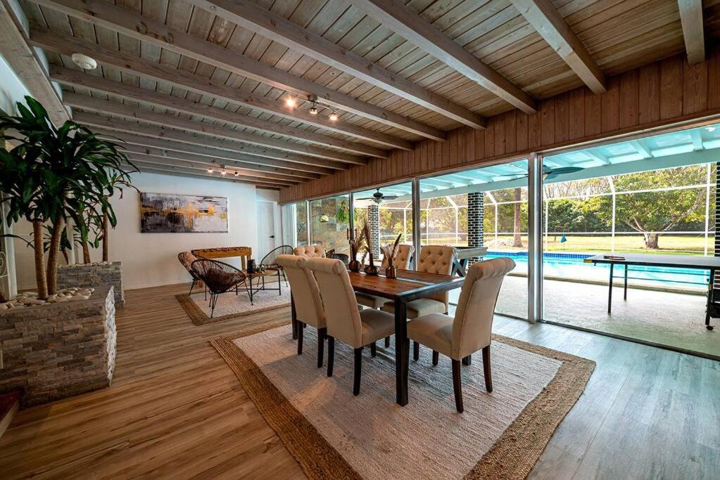 Villa photo 2