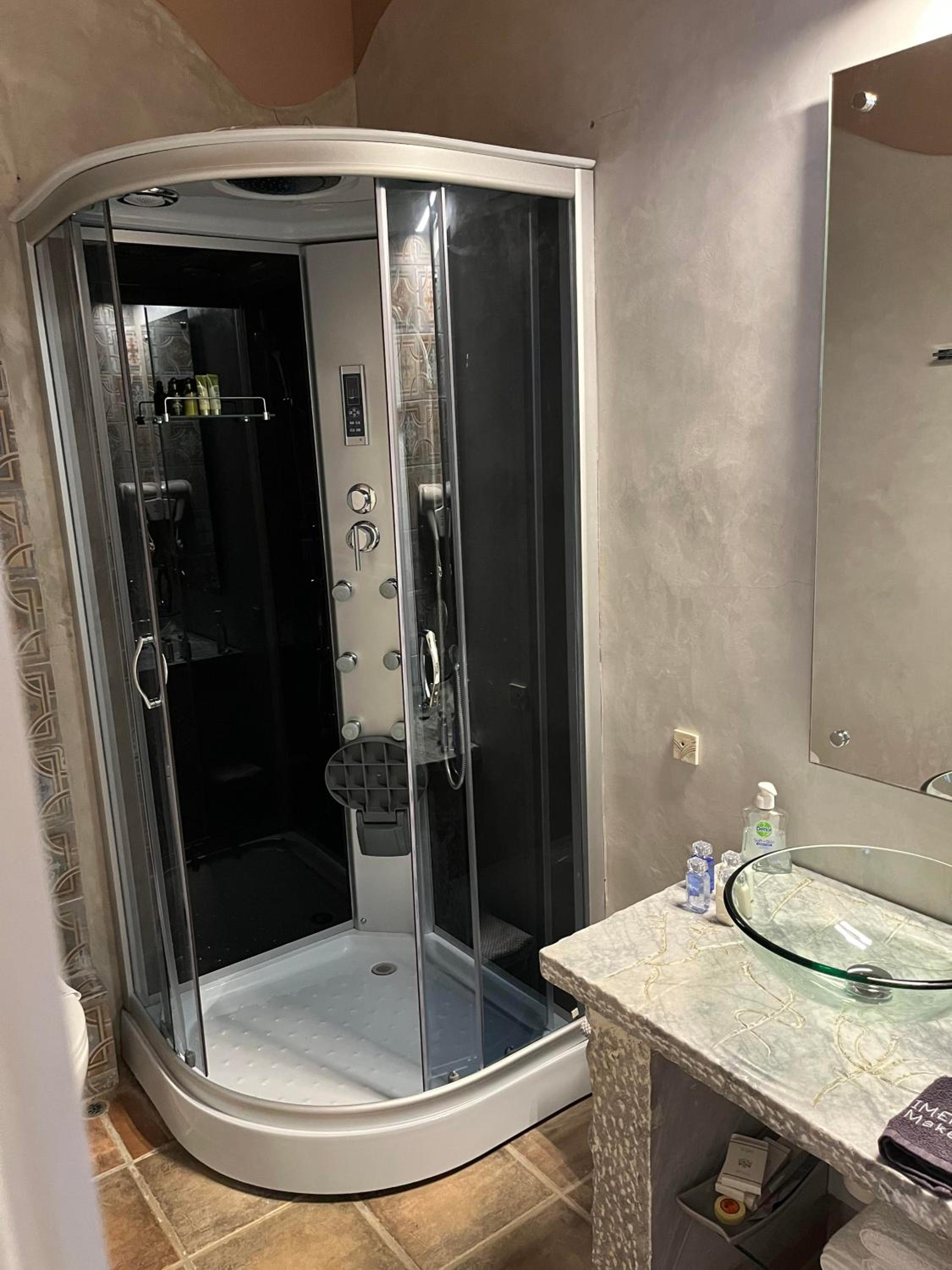 Deluxe Double Room with garden and Sea View photo 3