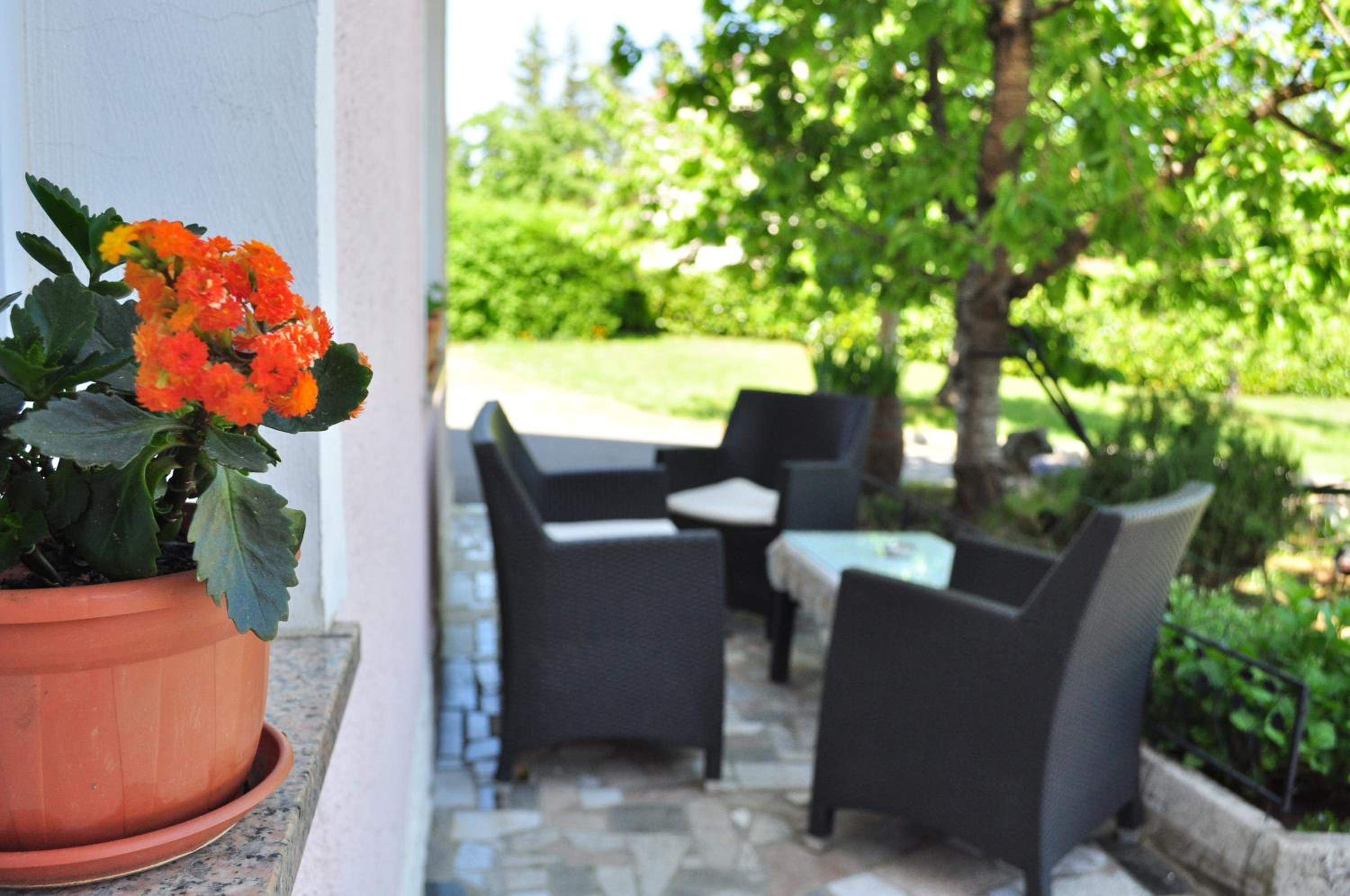 Two-Bedroom Apartment with Terrace - Photo 19