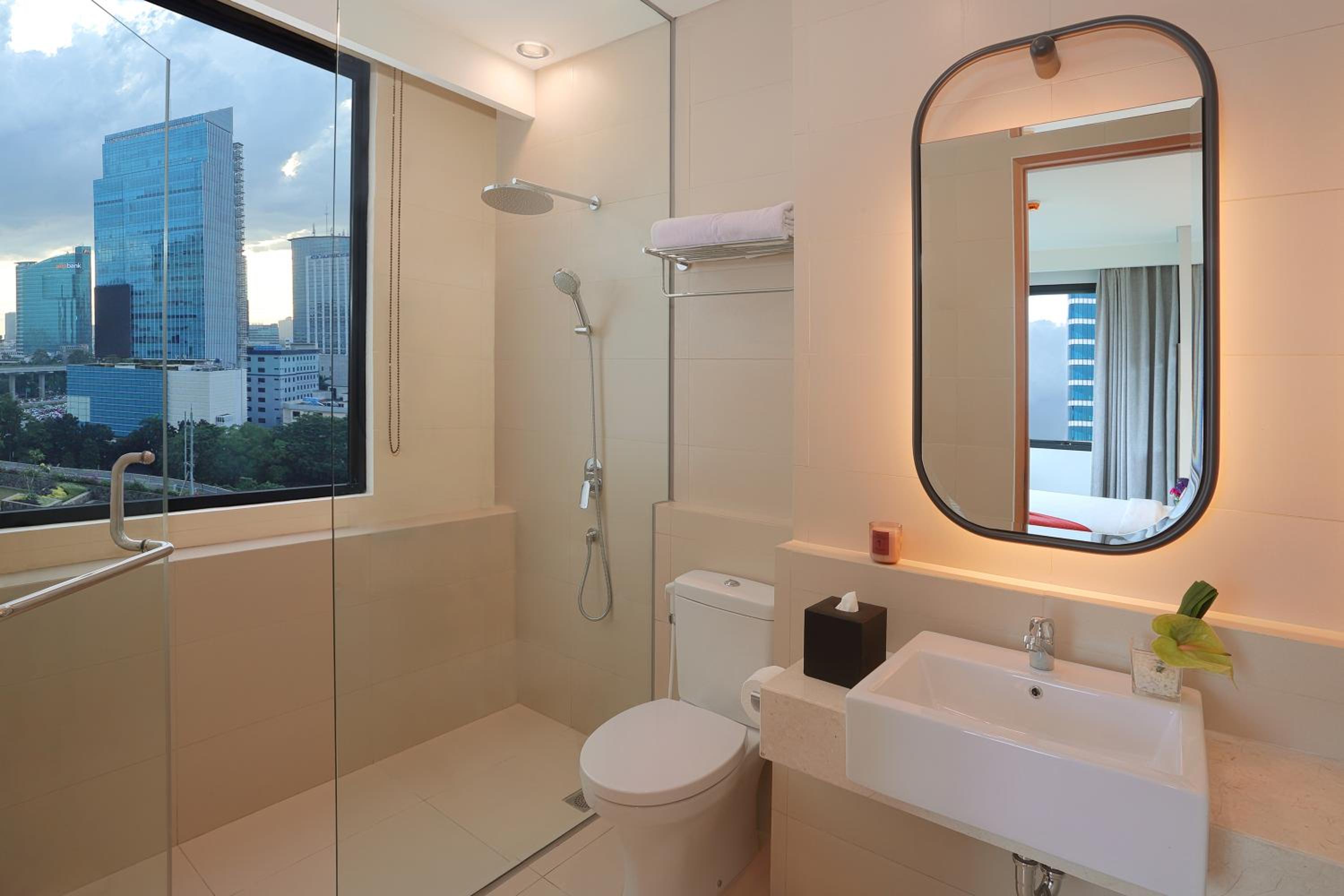 Two Bedroom Deluxe - Photo 4