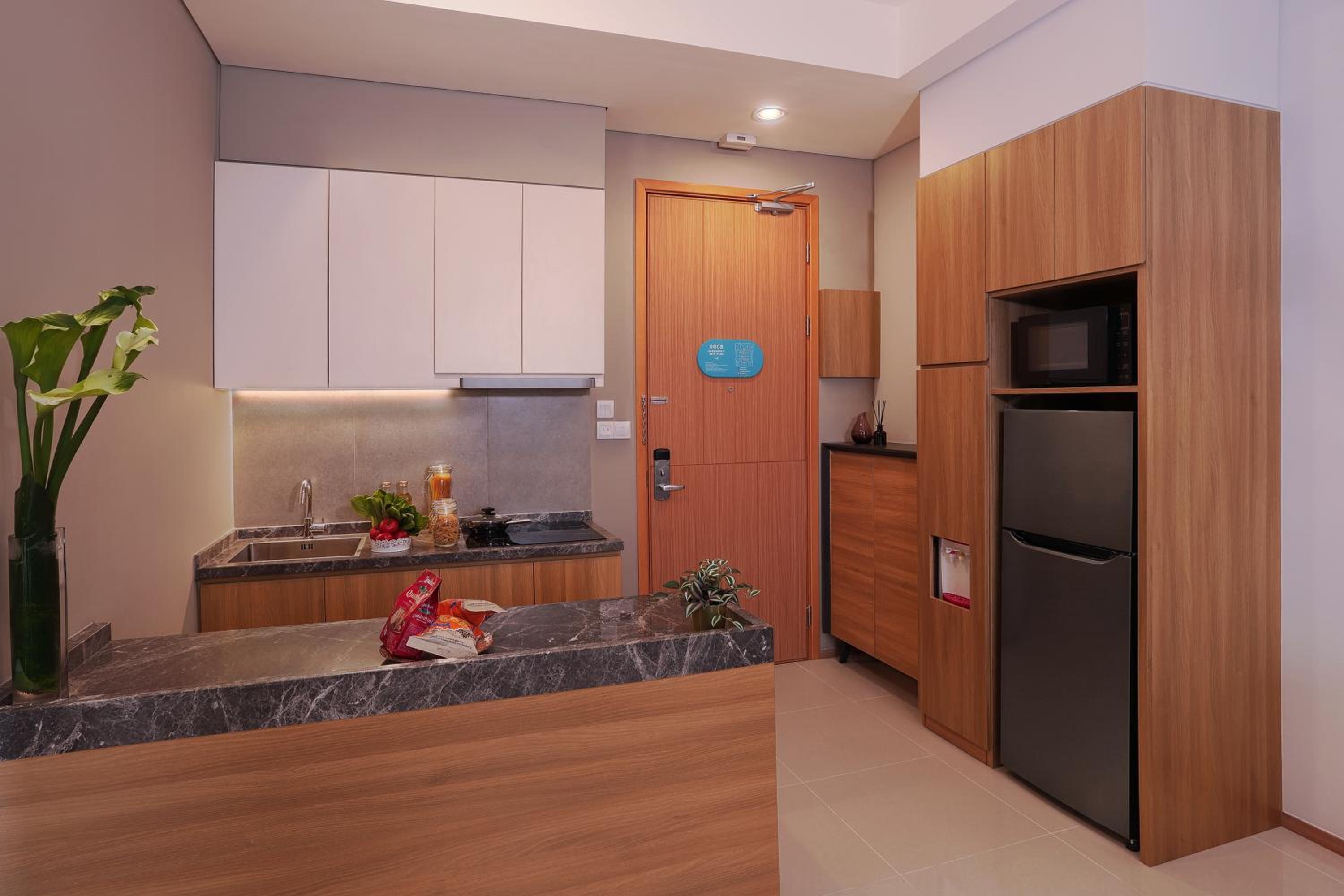 Two Bedroom Deluxe - Photo 3