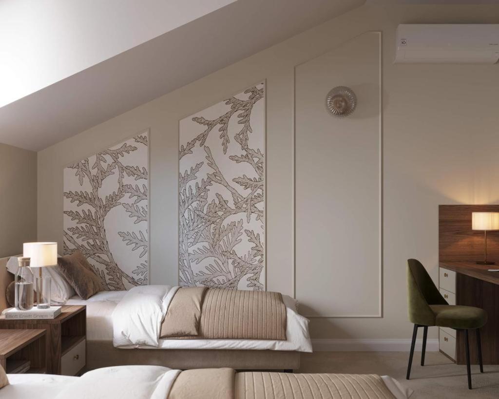Quadruple Room - Photo 5