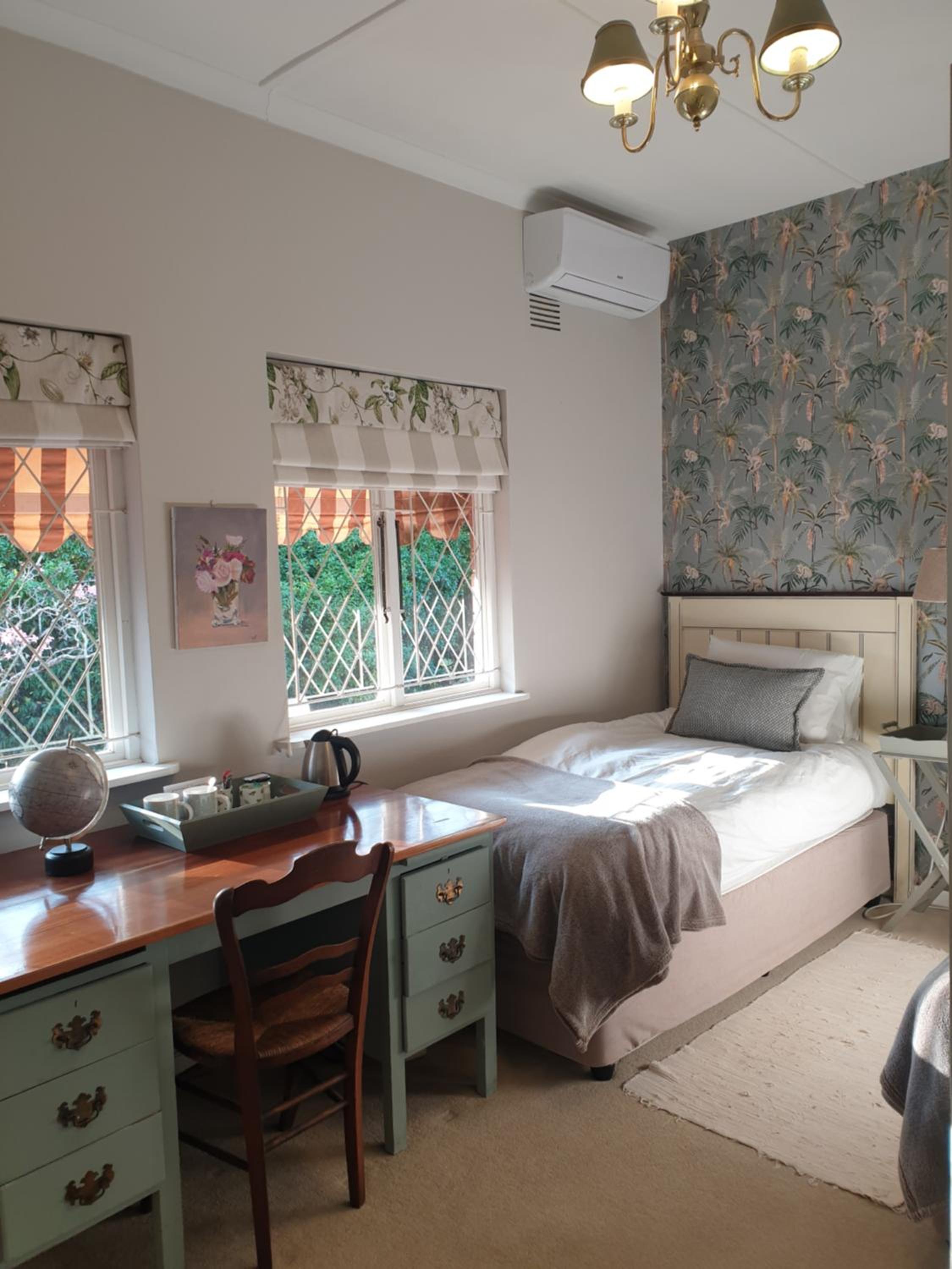Deluxe Twin Room photo 3