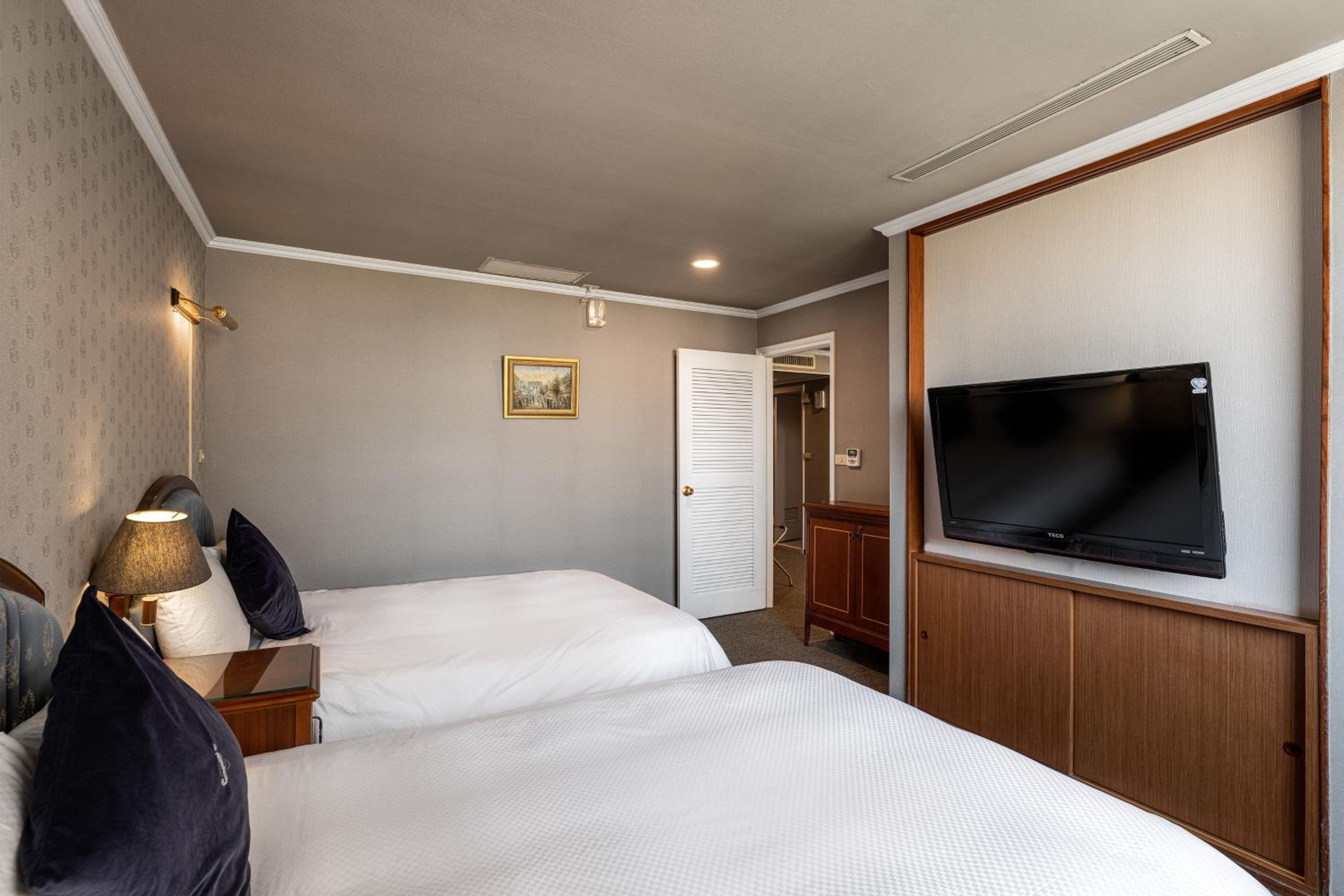 Family Suite photo 2
