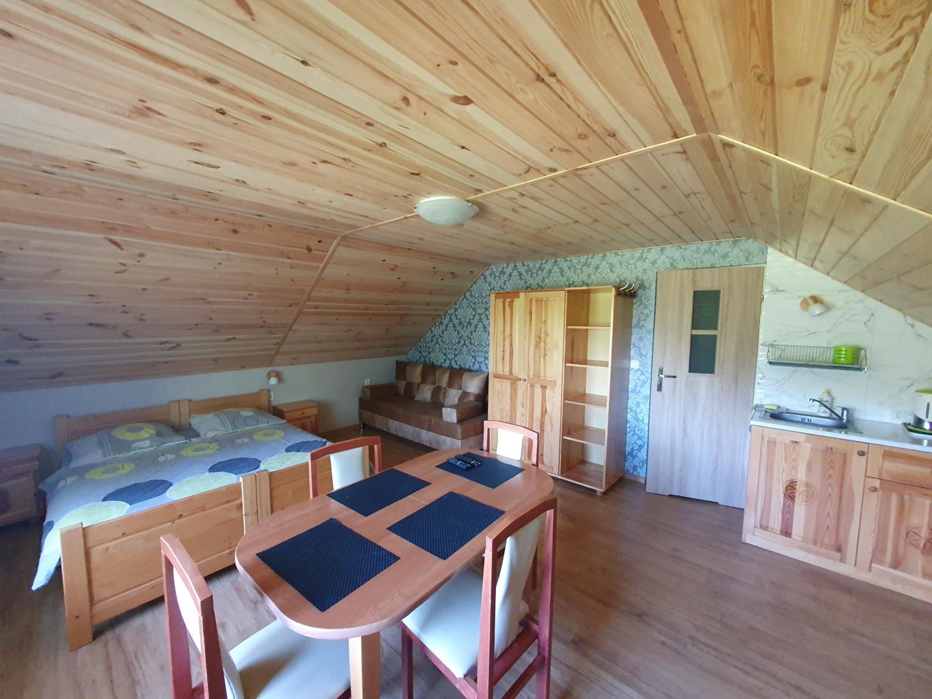 Quadruple Room - Photo 1