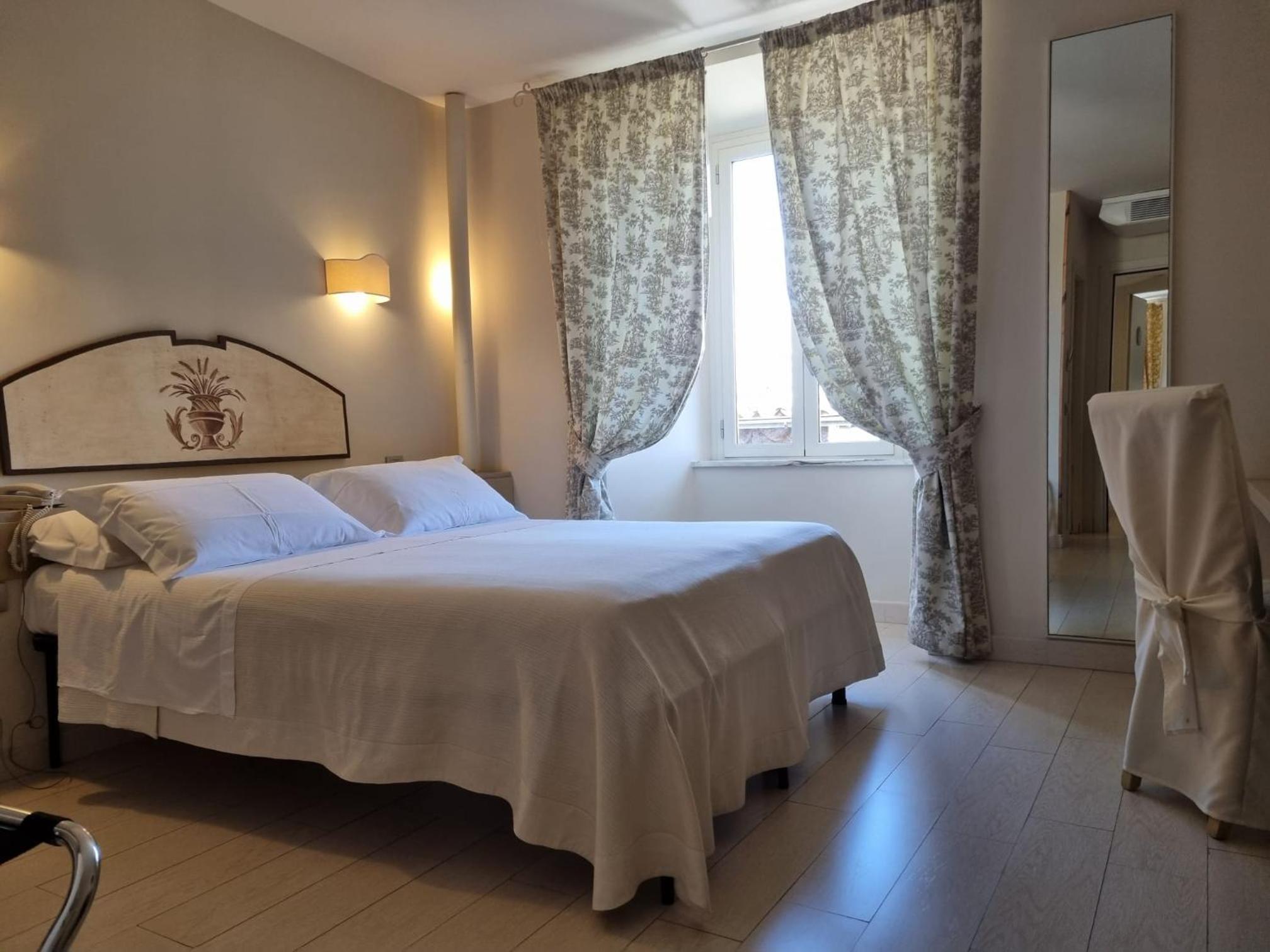 Large Double Room