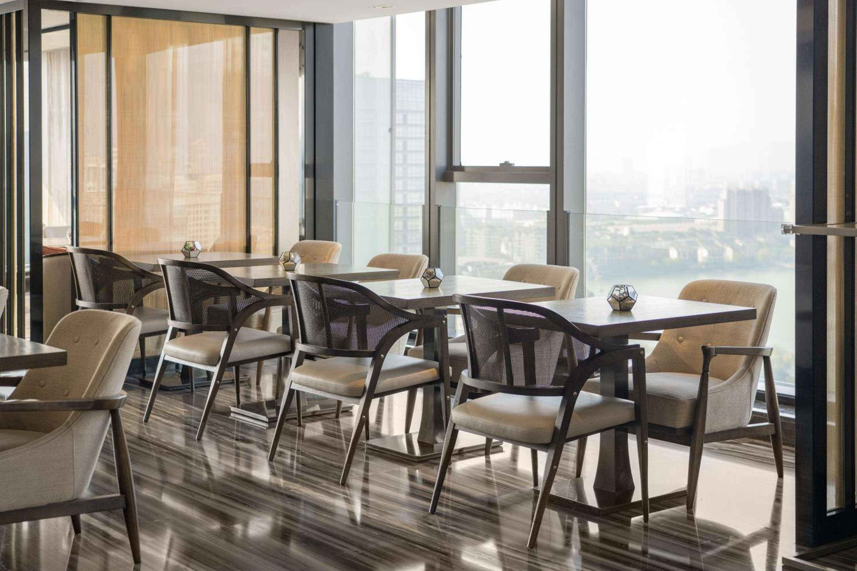 Executive City View King Room