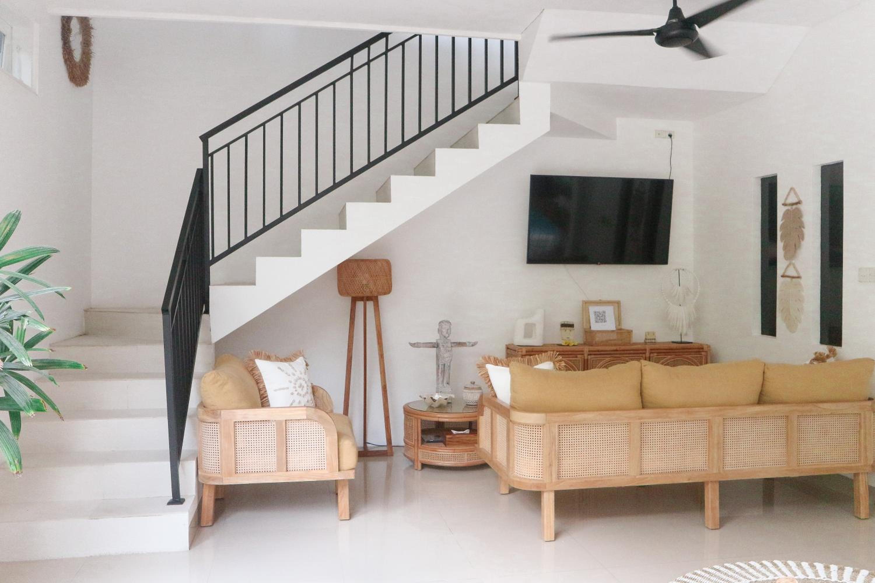 Three-Bedroom Villa photo 1