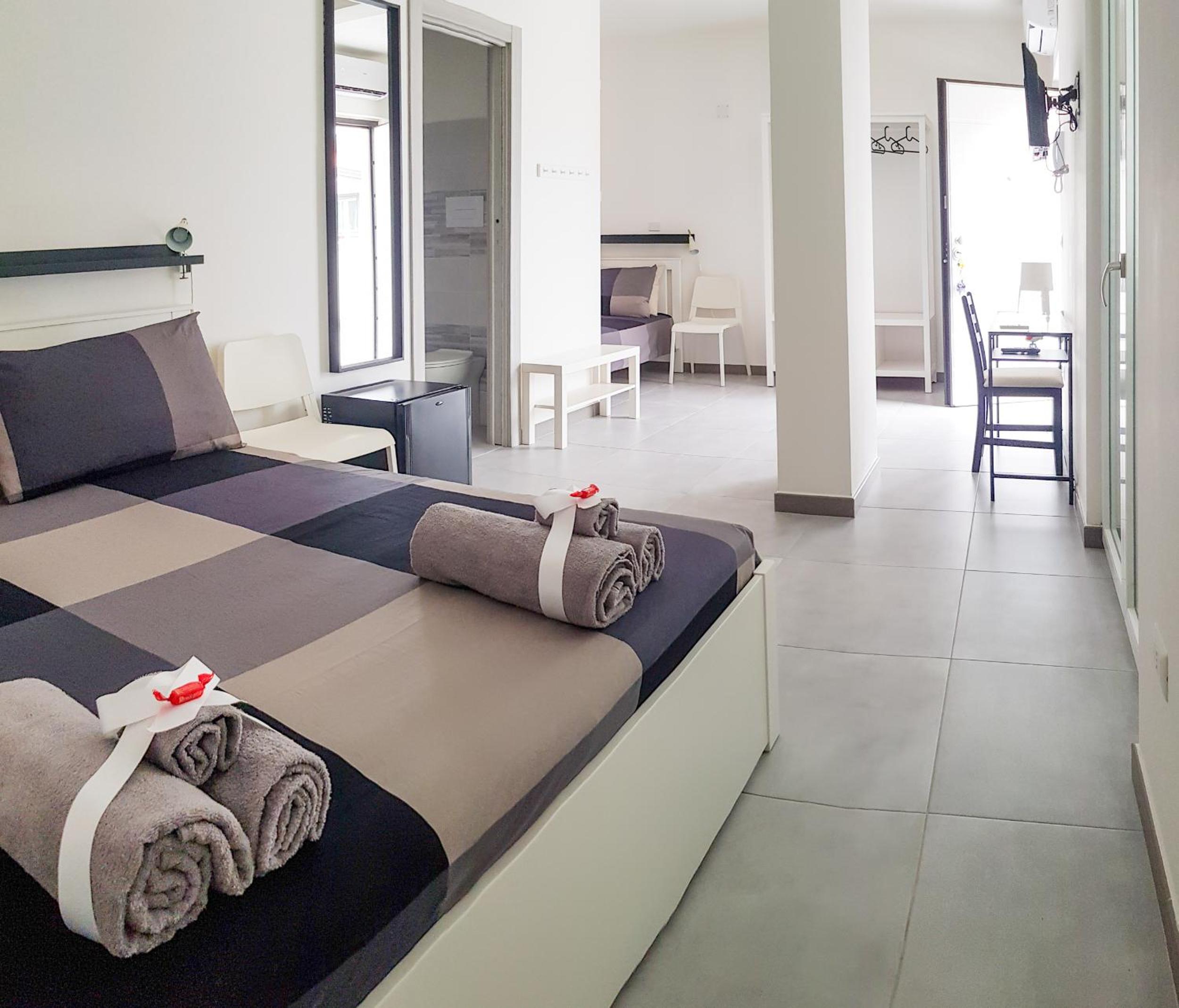 Triple Room - Photo 7