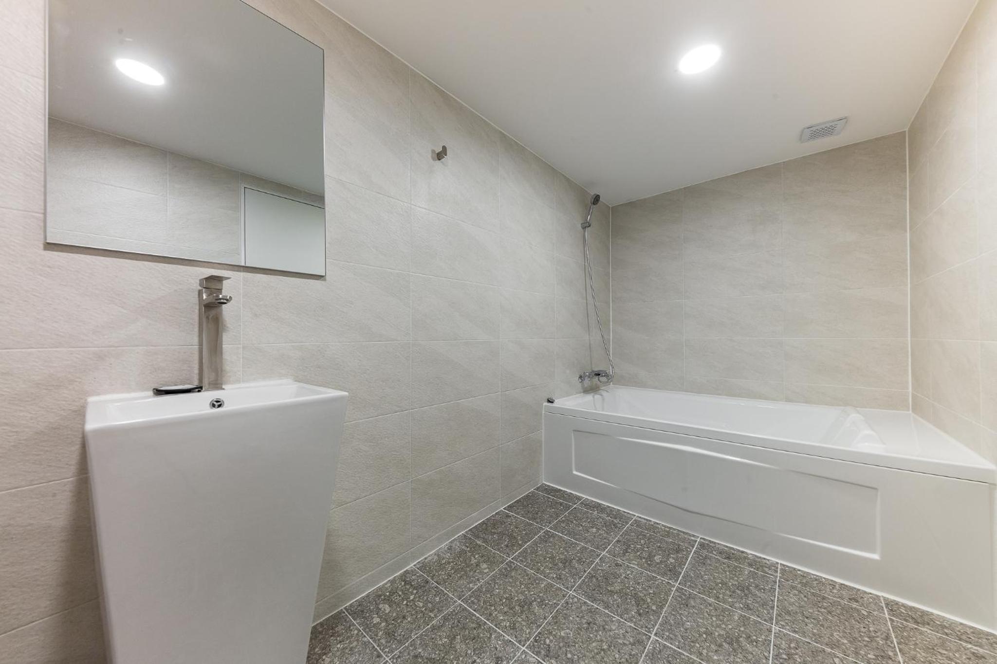 Family Suite - Photo 9