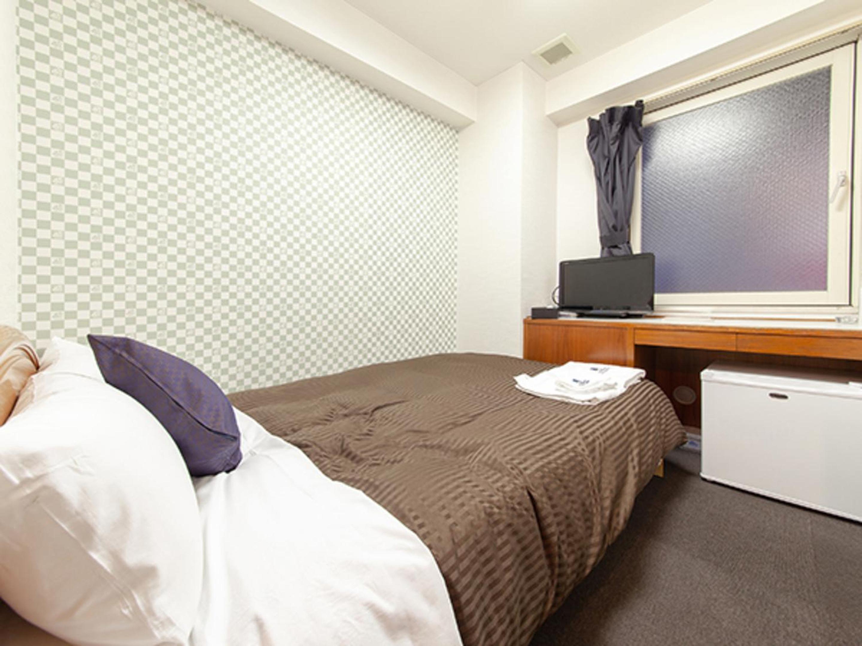 Double Room with Small Double Bed - Smoking