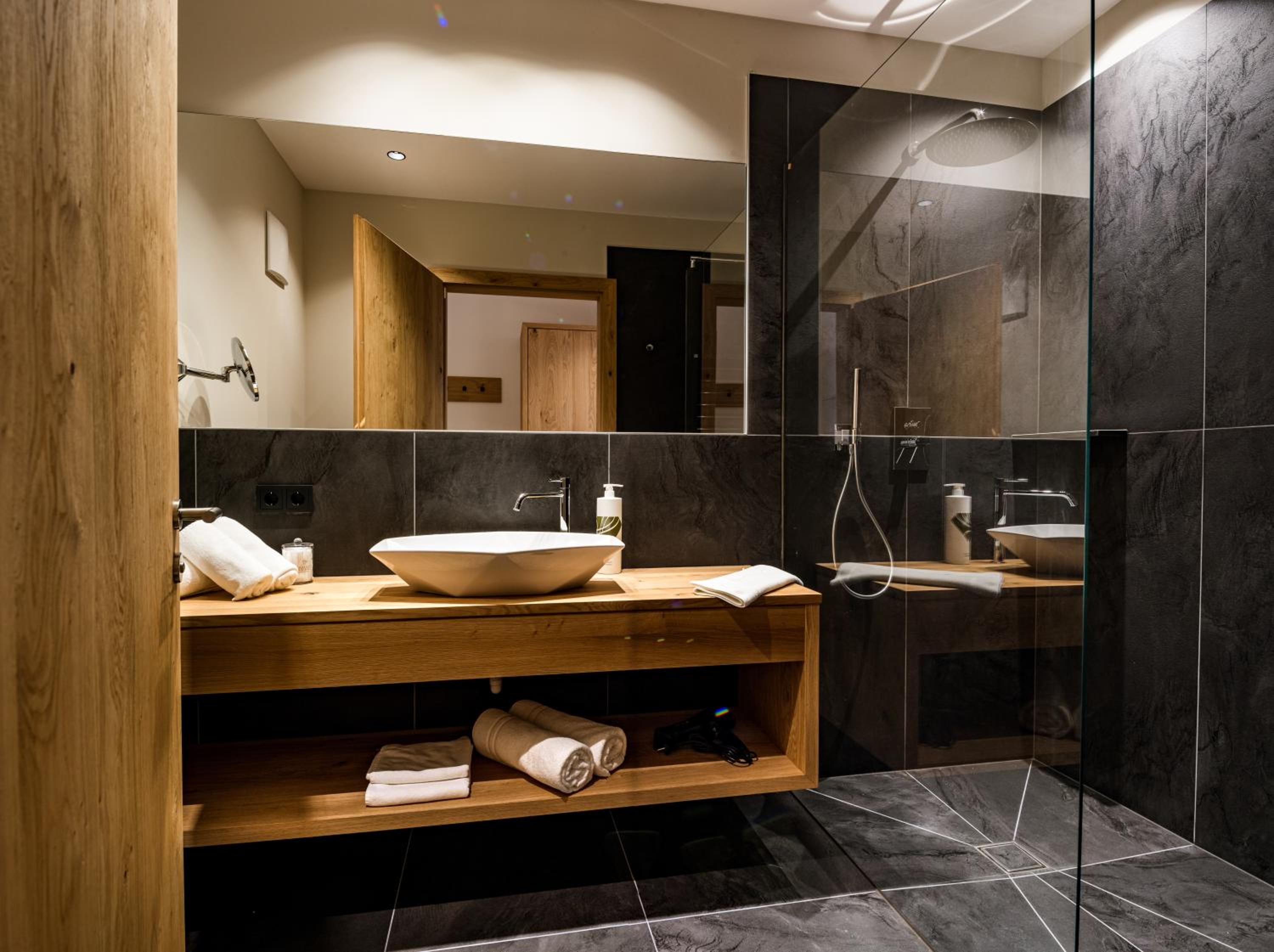 Suite with Balcony photo 2