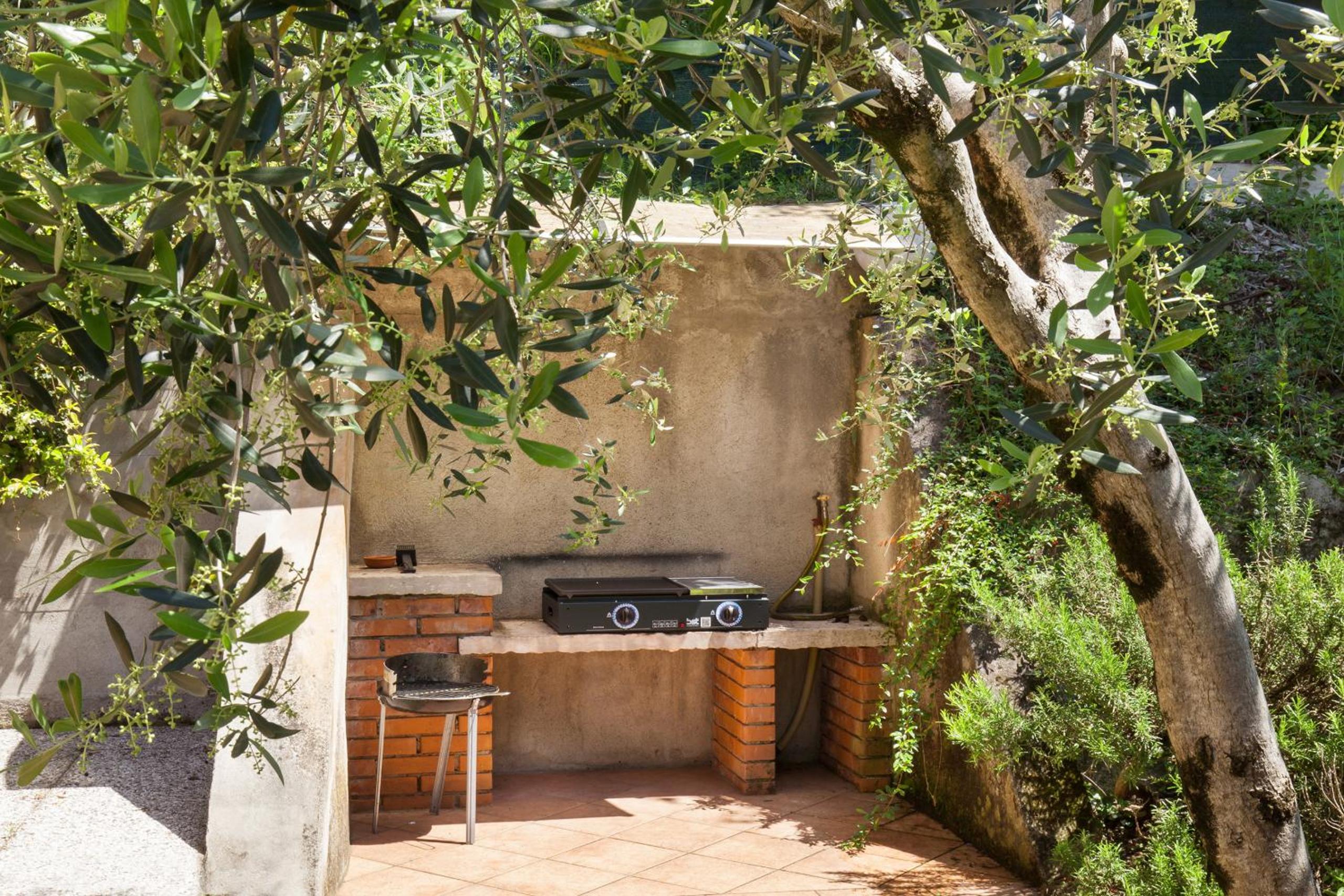 Villa photo 2