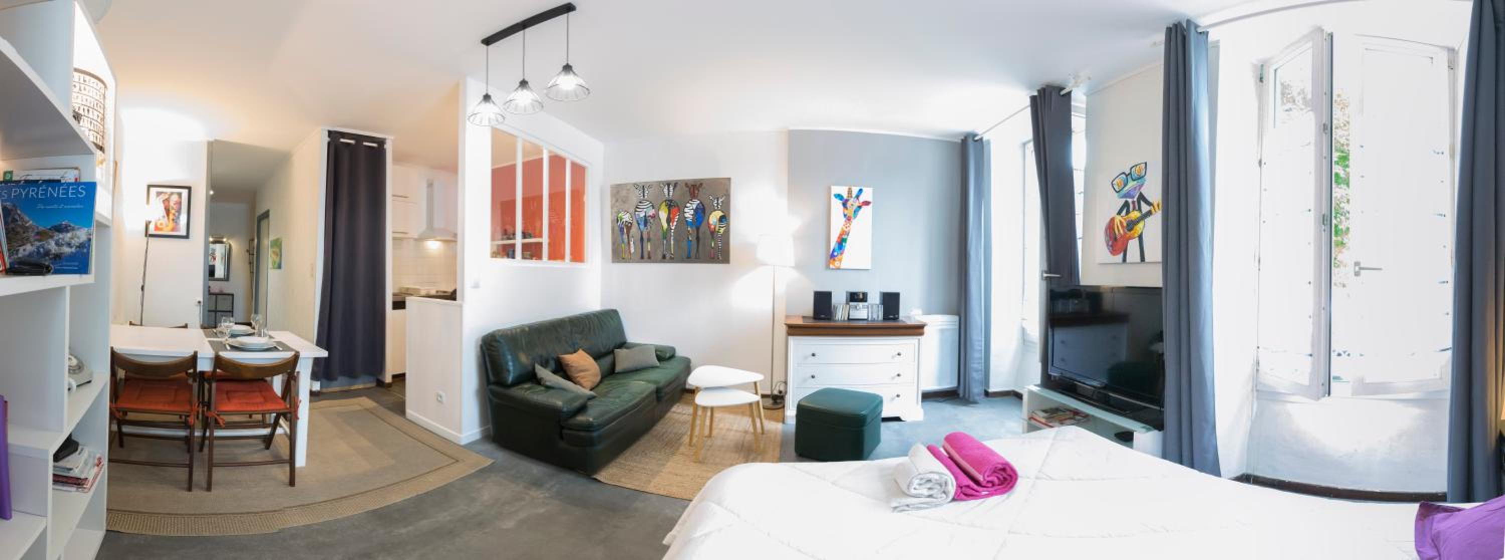 Studio Apartment